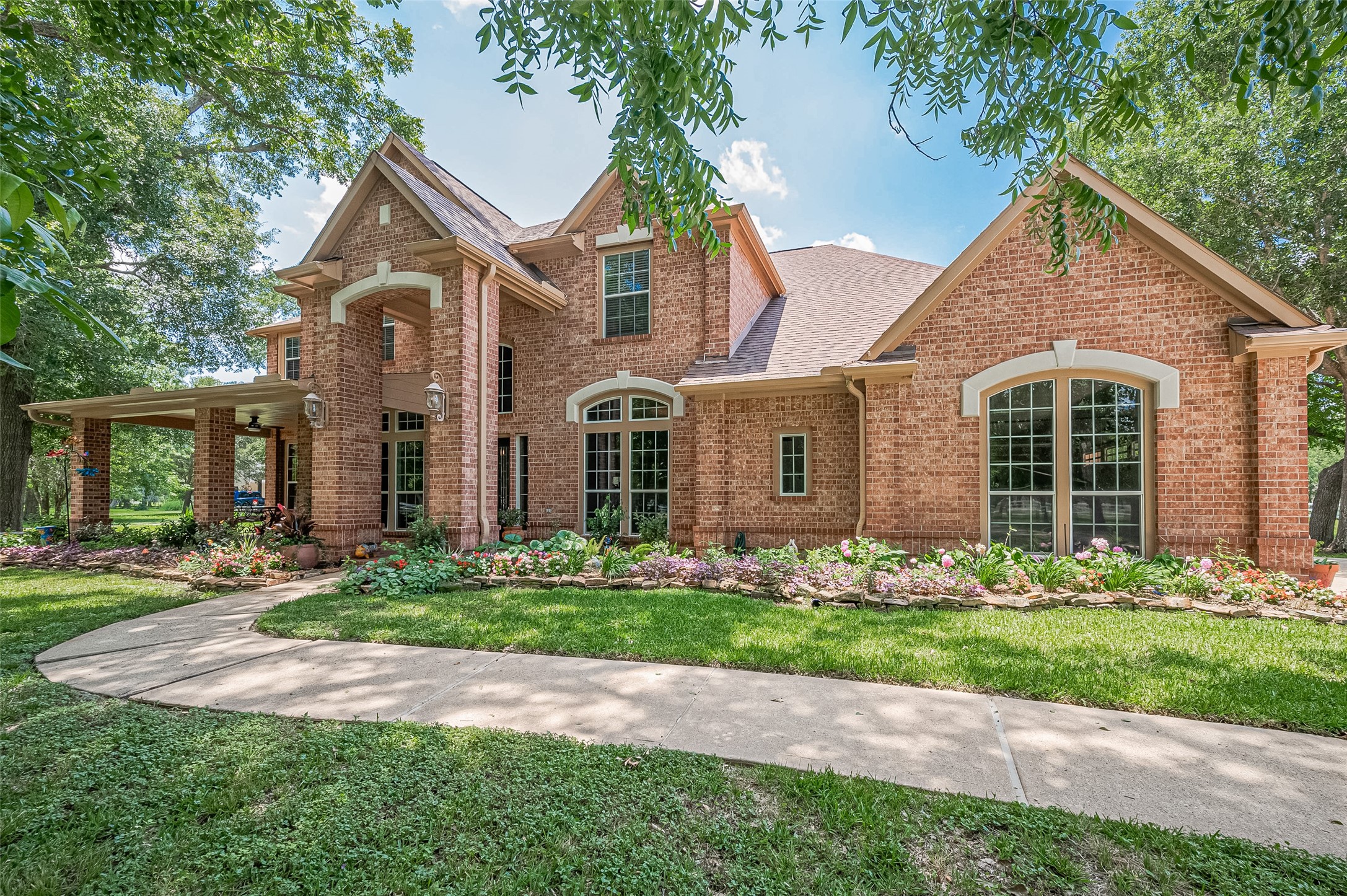 7114 N Bridlewood Court Property Photo 1