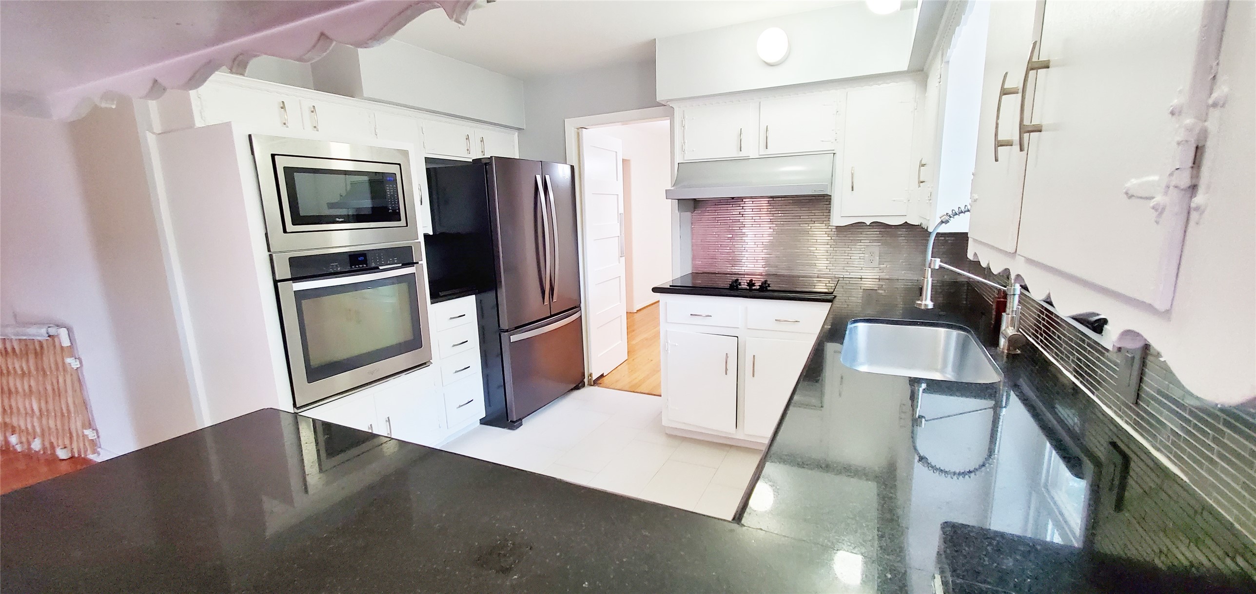 5630 Edith Street Property Photo 7