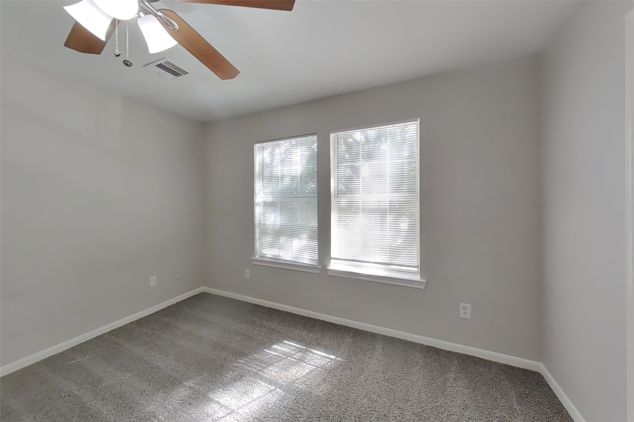 11403 Carla Street Property Photo 10