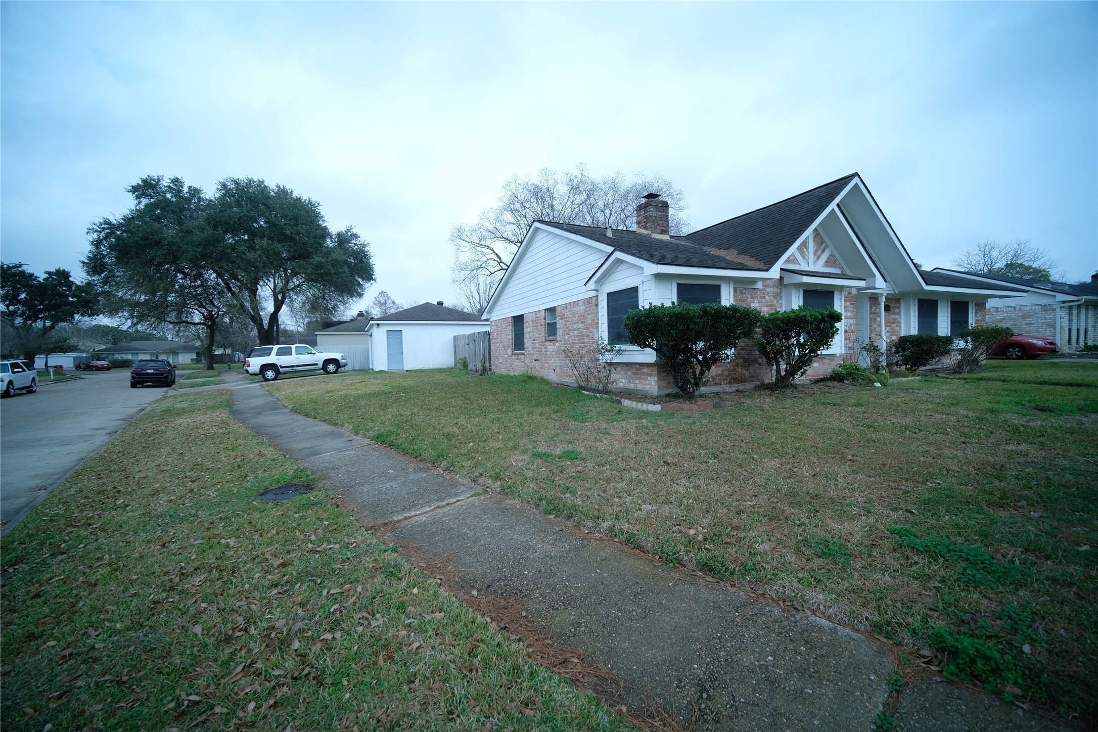 12618 Bexley Drive Property Photo 2