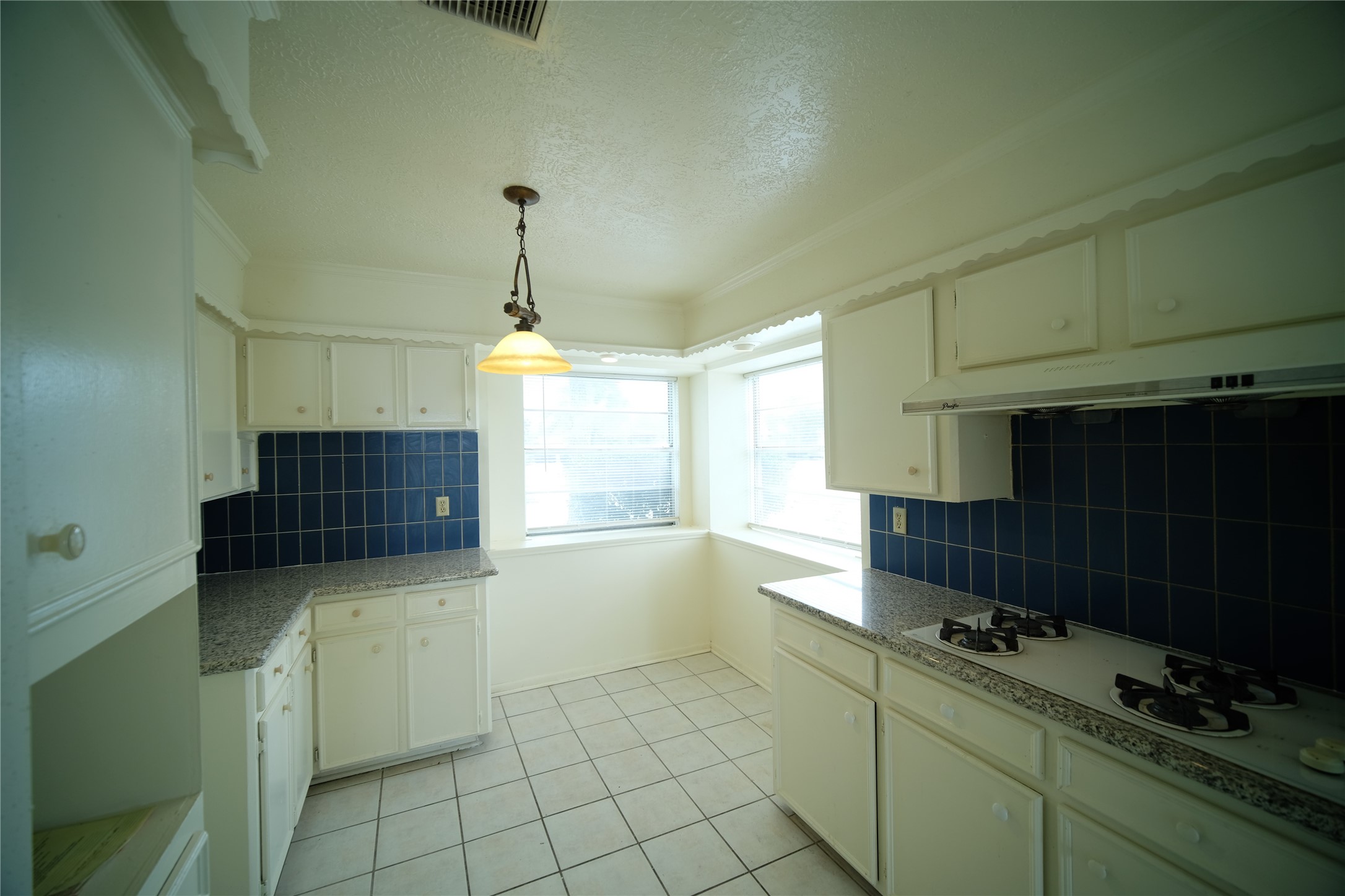 12618 Bexley Drive Property Photo 7
