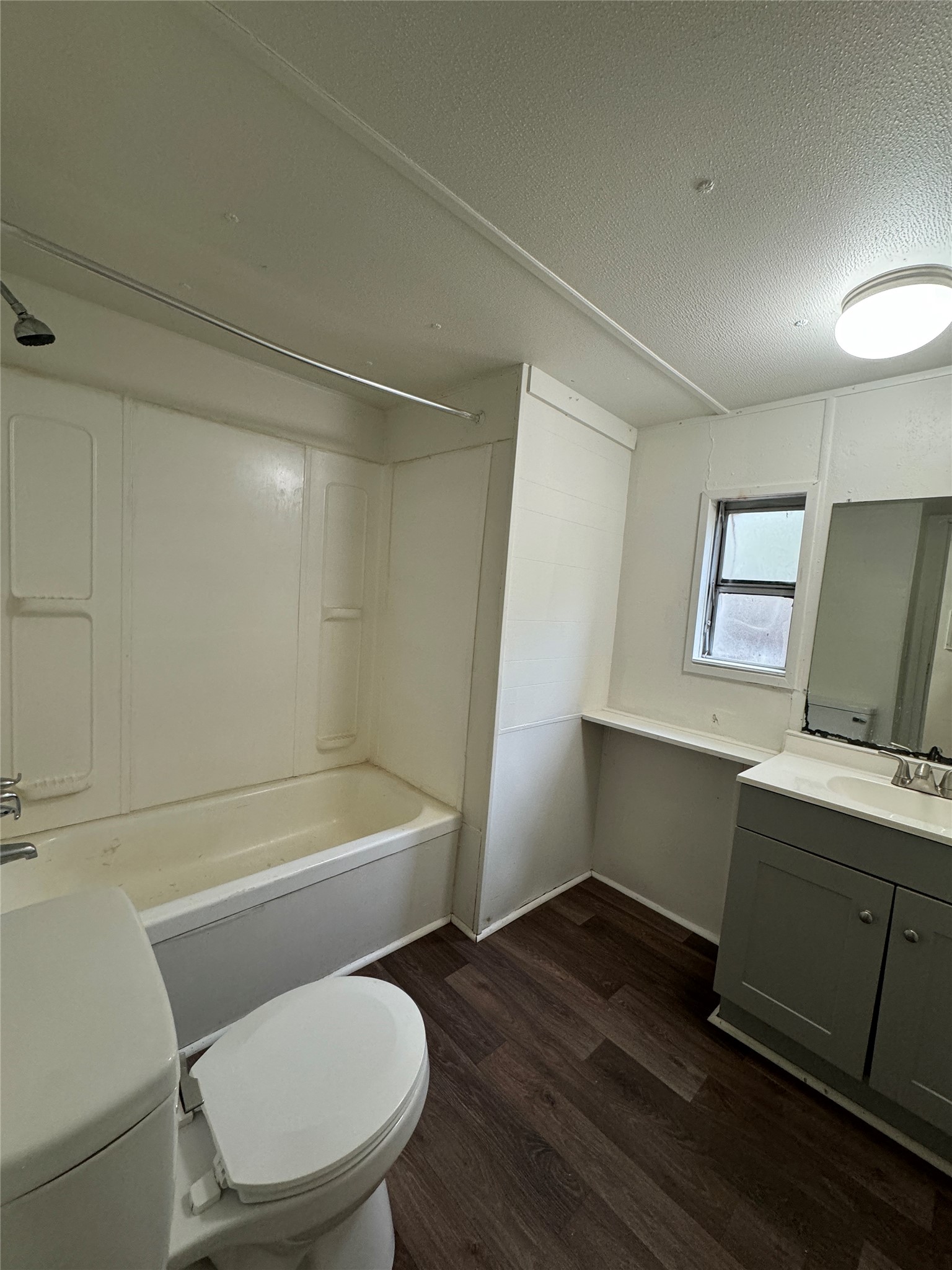 104b N 1st Street Property Photo 6