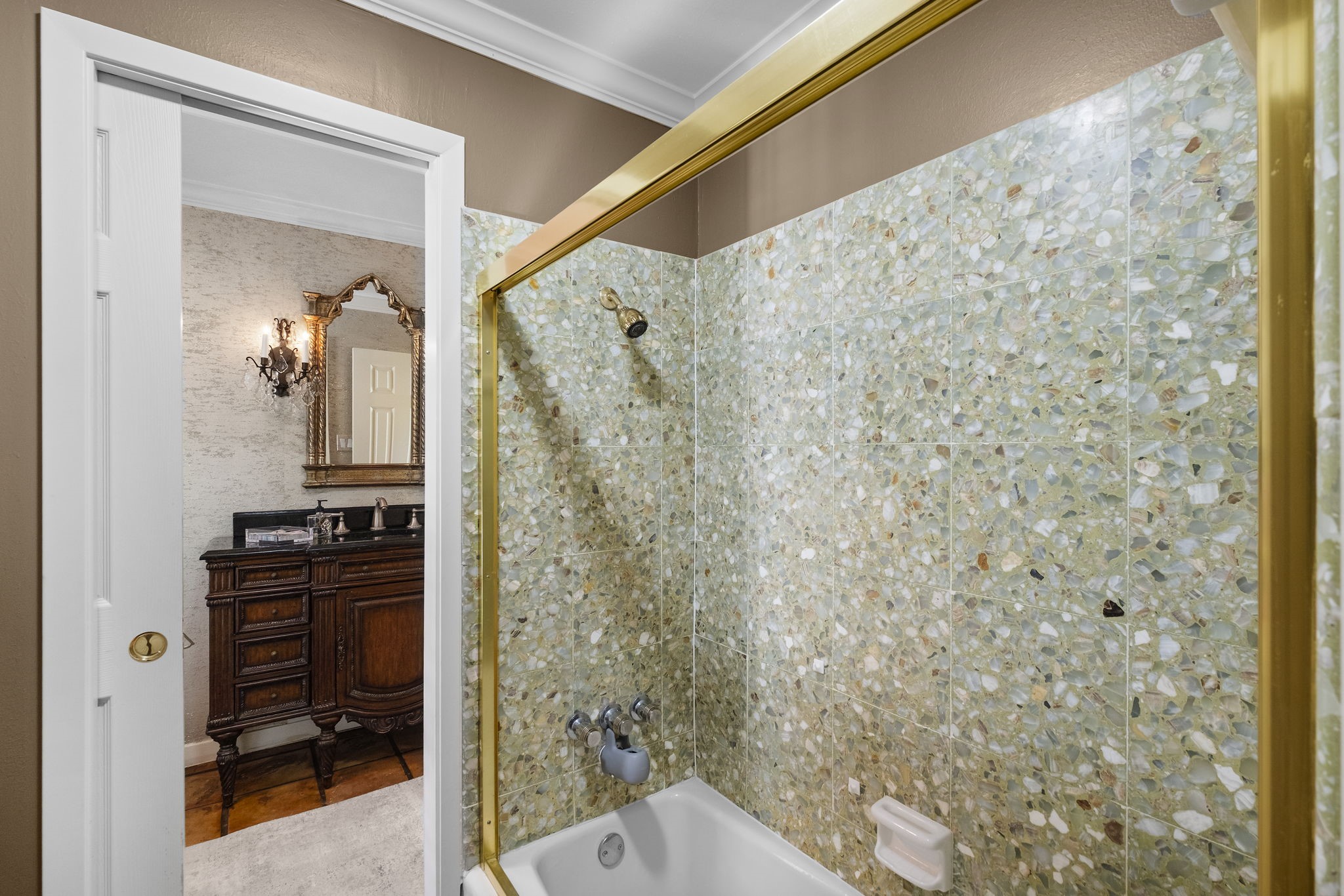 726 Montclair Boulevard Property Photo 14