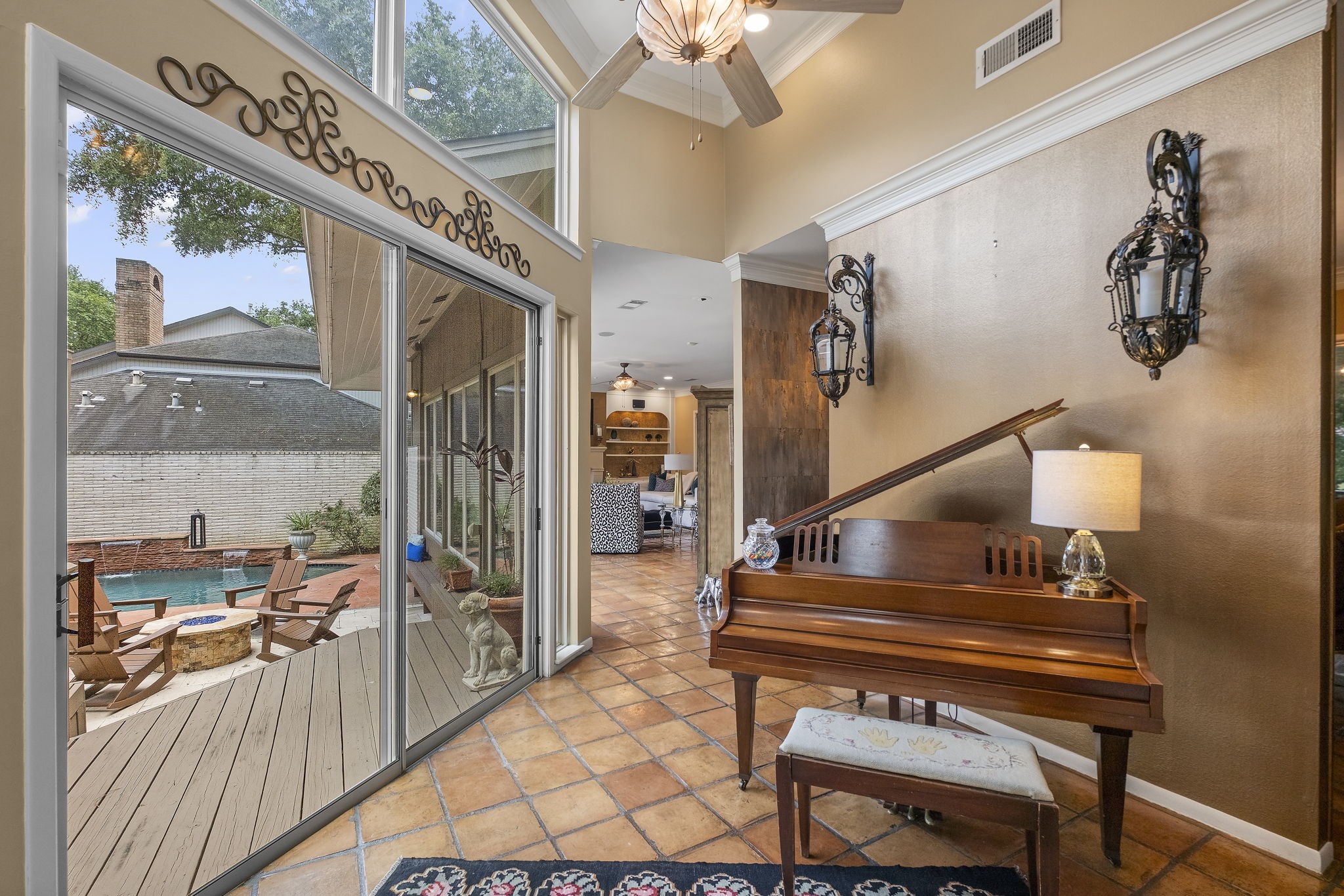 726 Montclair Boulevard Property Photo 15