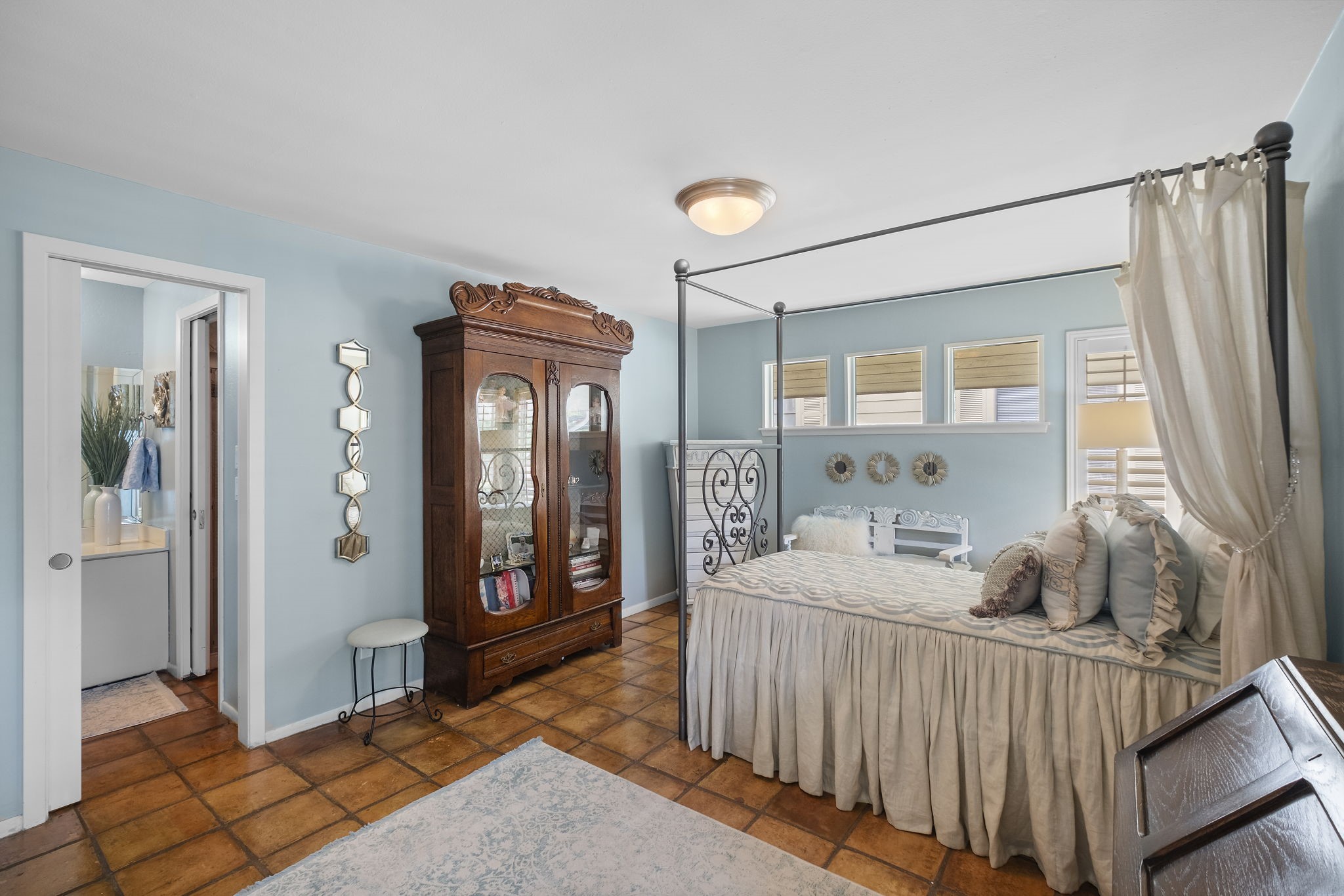 726 Montclair Boulevard Property Photo 44