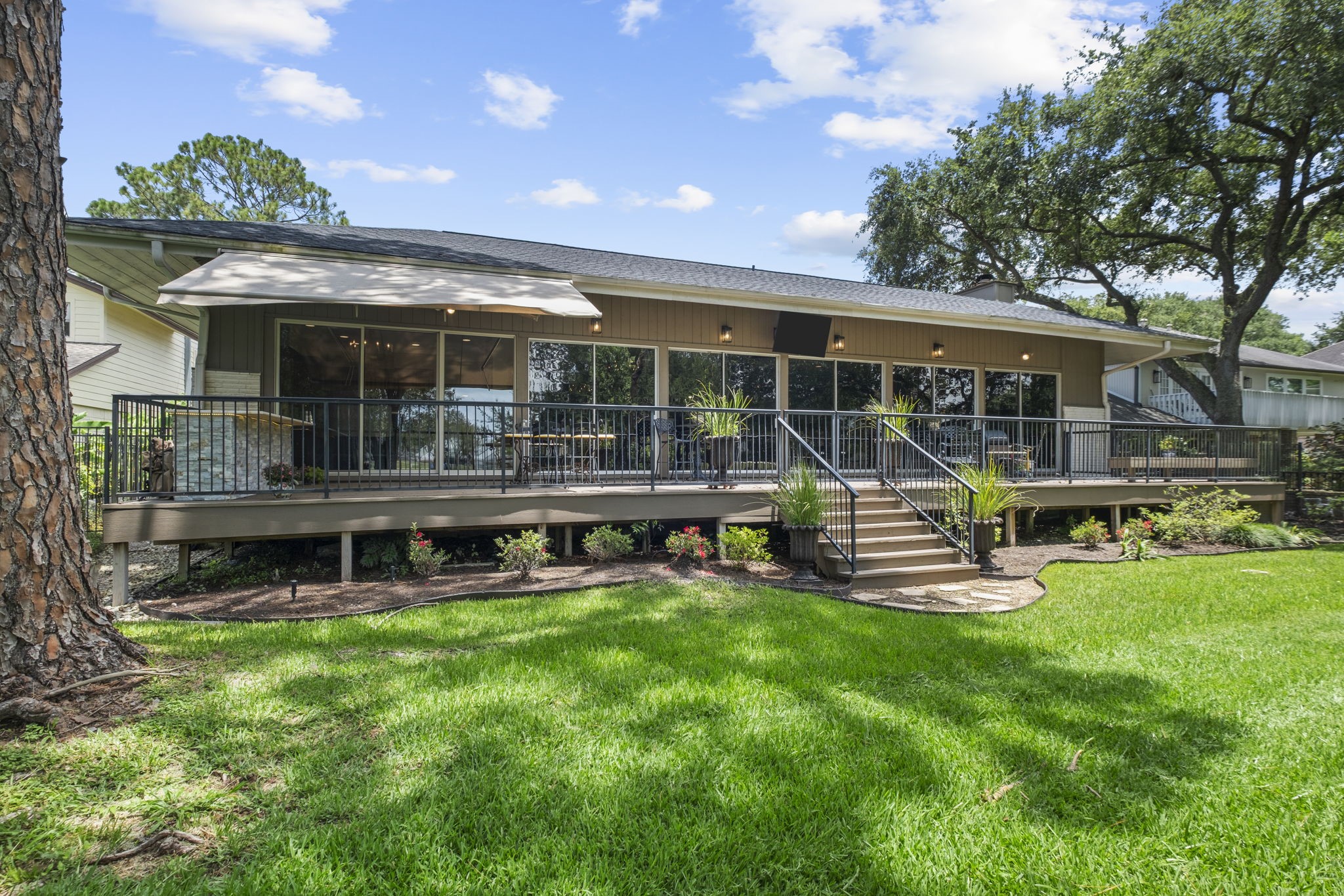 726 Montclair Boulevard Property Photo 48