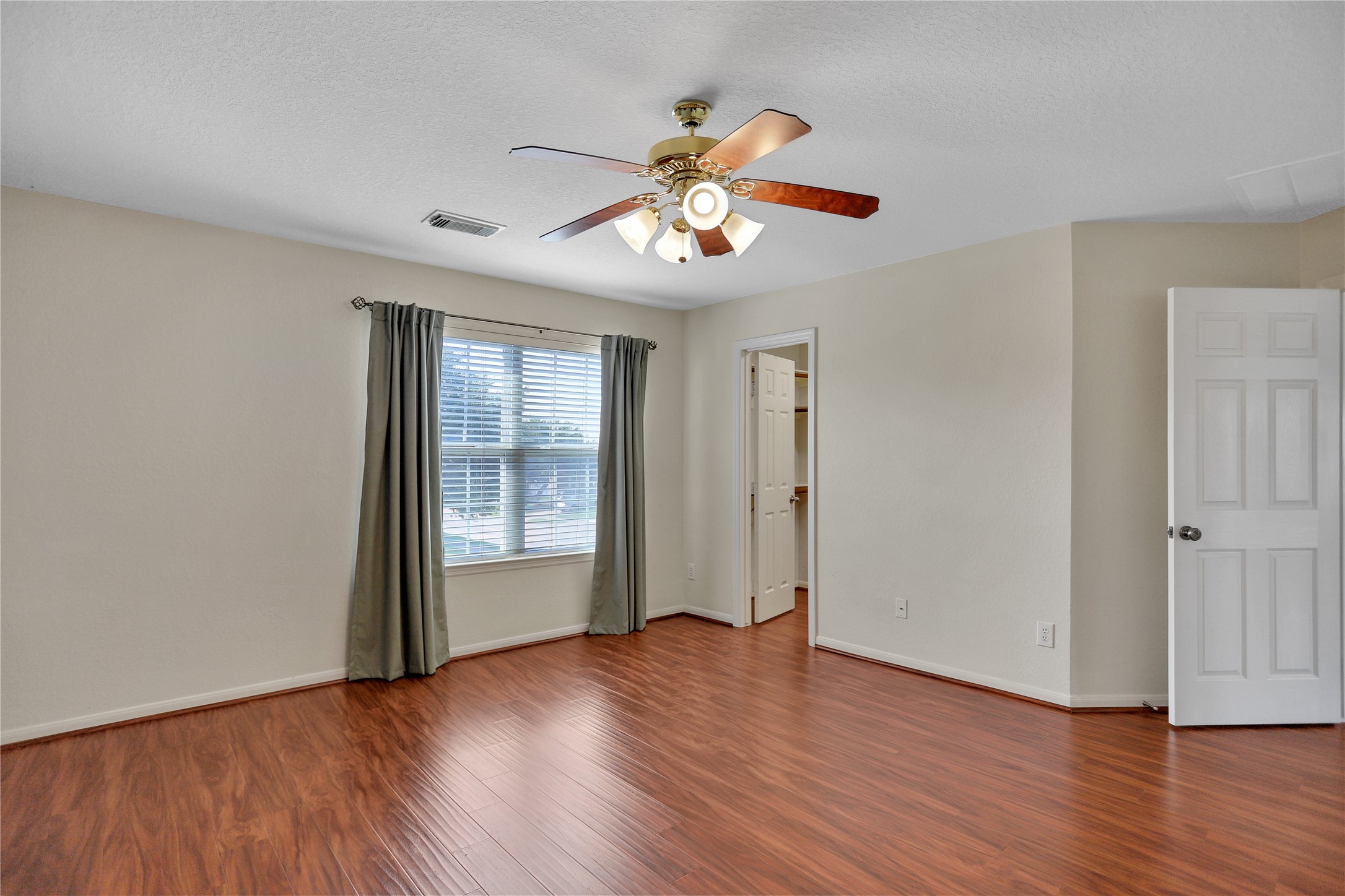 17922 Mission Bluff Lane Property Photo 10