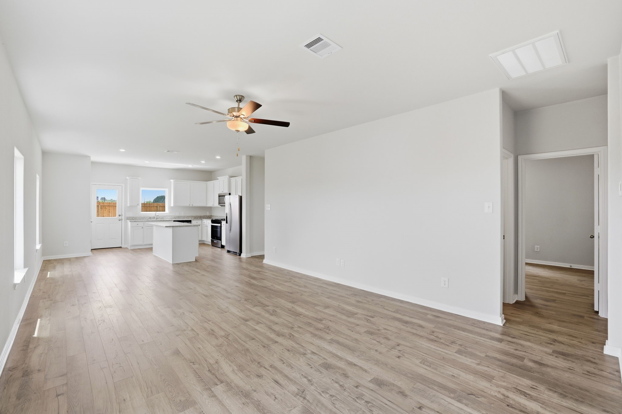 23110 Glory Orchid Drive Property Photo 8