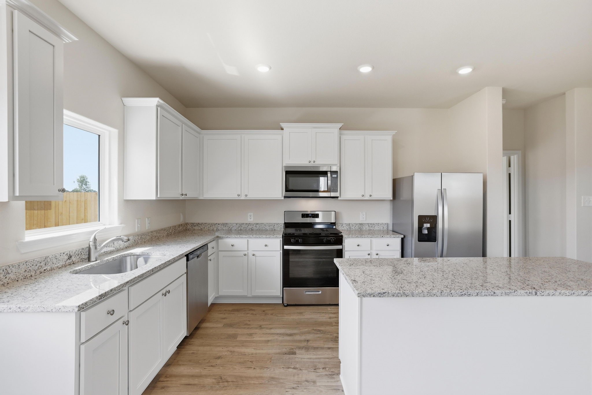 23110 Glory Orchid Drive Property Photo 14