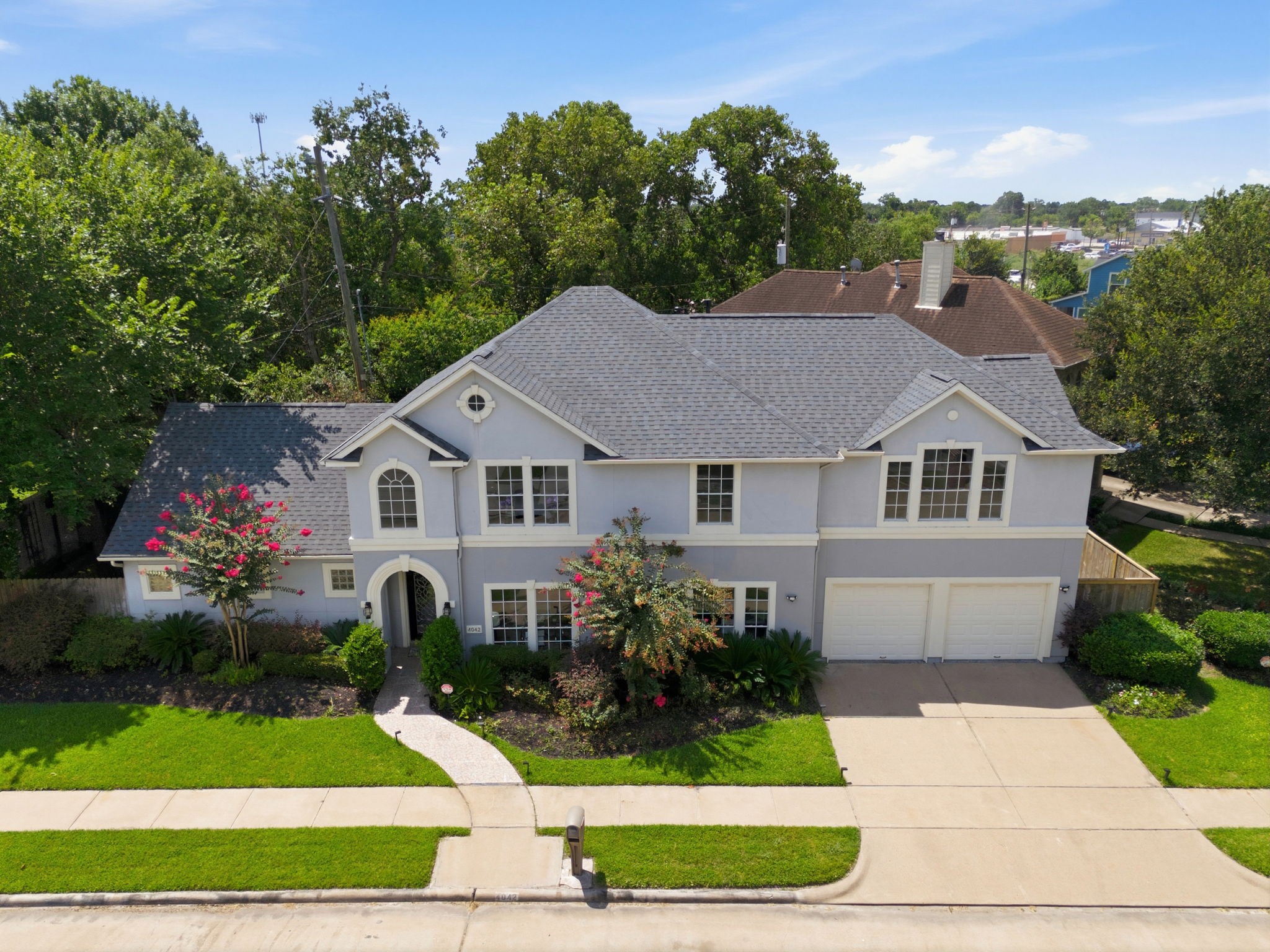4042 Glen Cove Drive