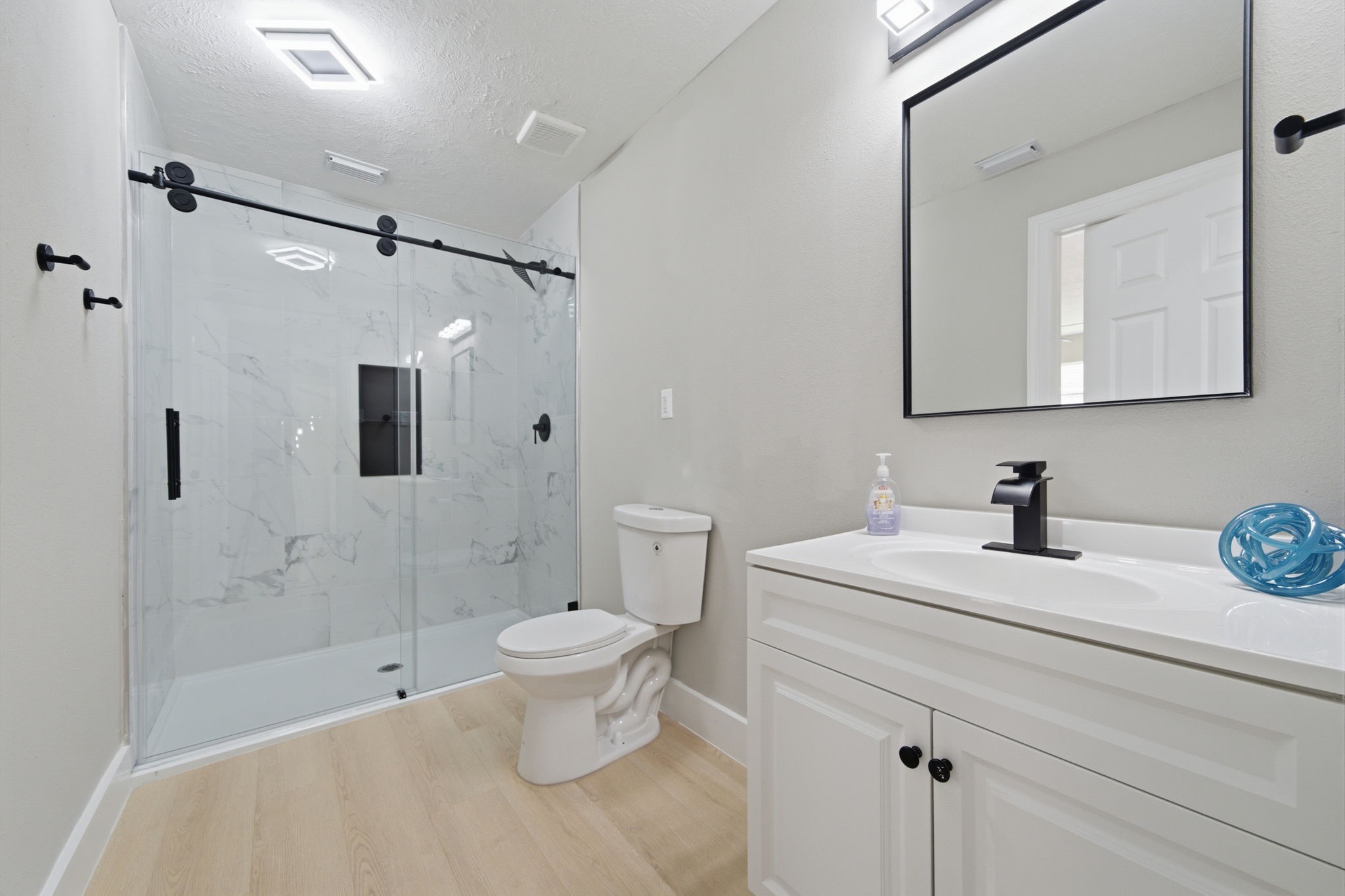 4042 Glen Cove Drive Property Photo 41