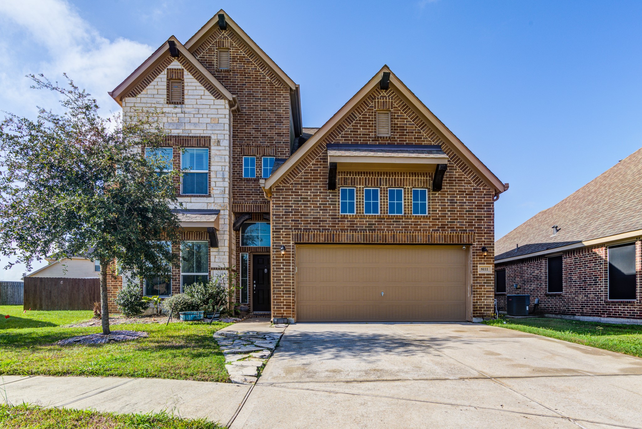 8111 Bayfield Circle Property Photo