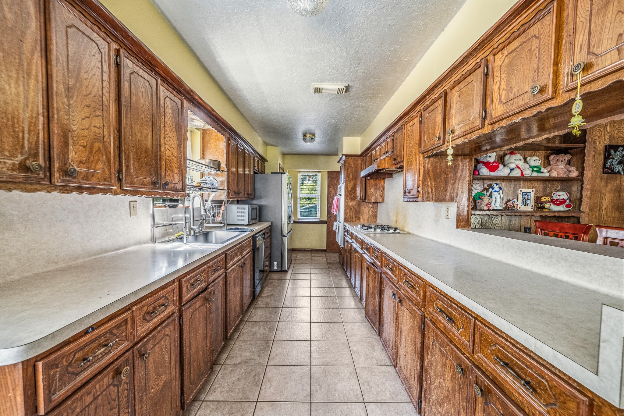 12715 Oakfield Drive Property Photo 6