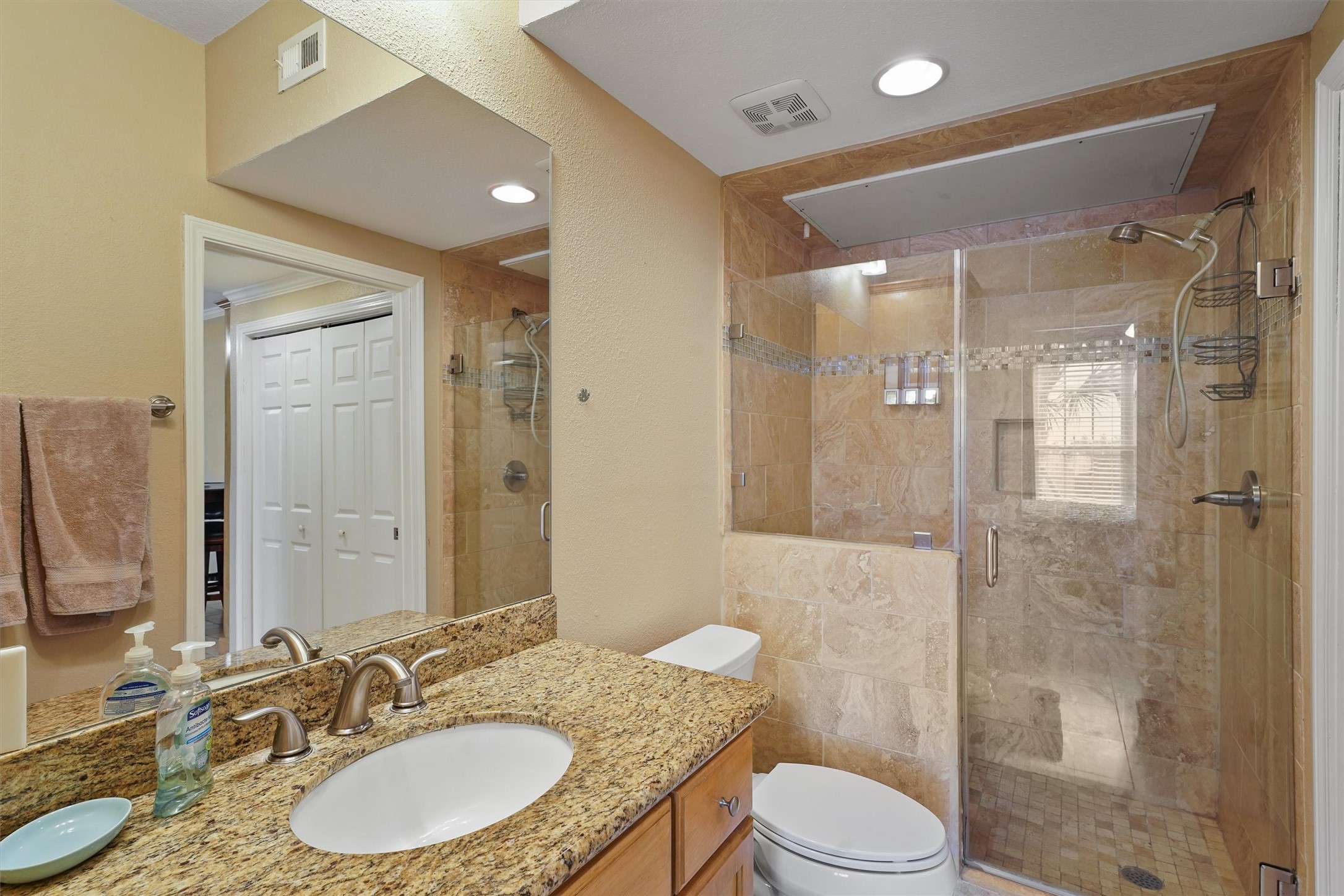 7000 Seawall Boulevard 911 Property Photo 11