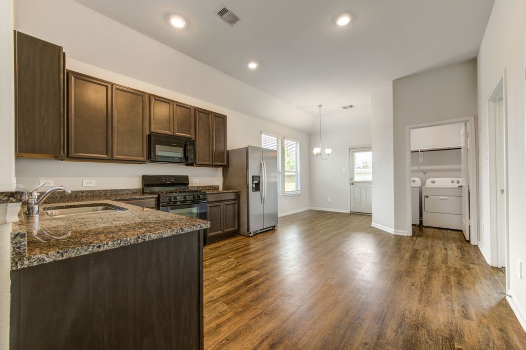 14469 Sugar Pines Drive Property Photo 8