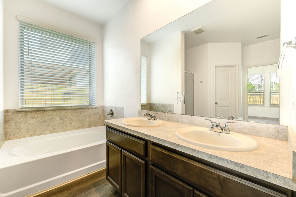 14469 Sugar Pines Drive Property Photo 20