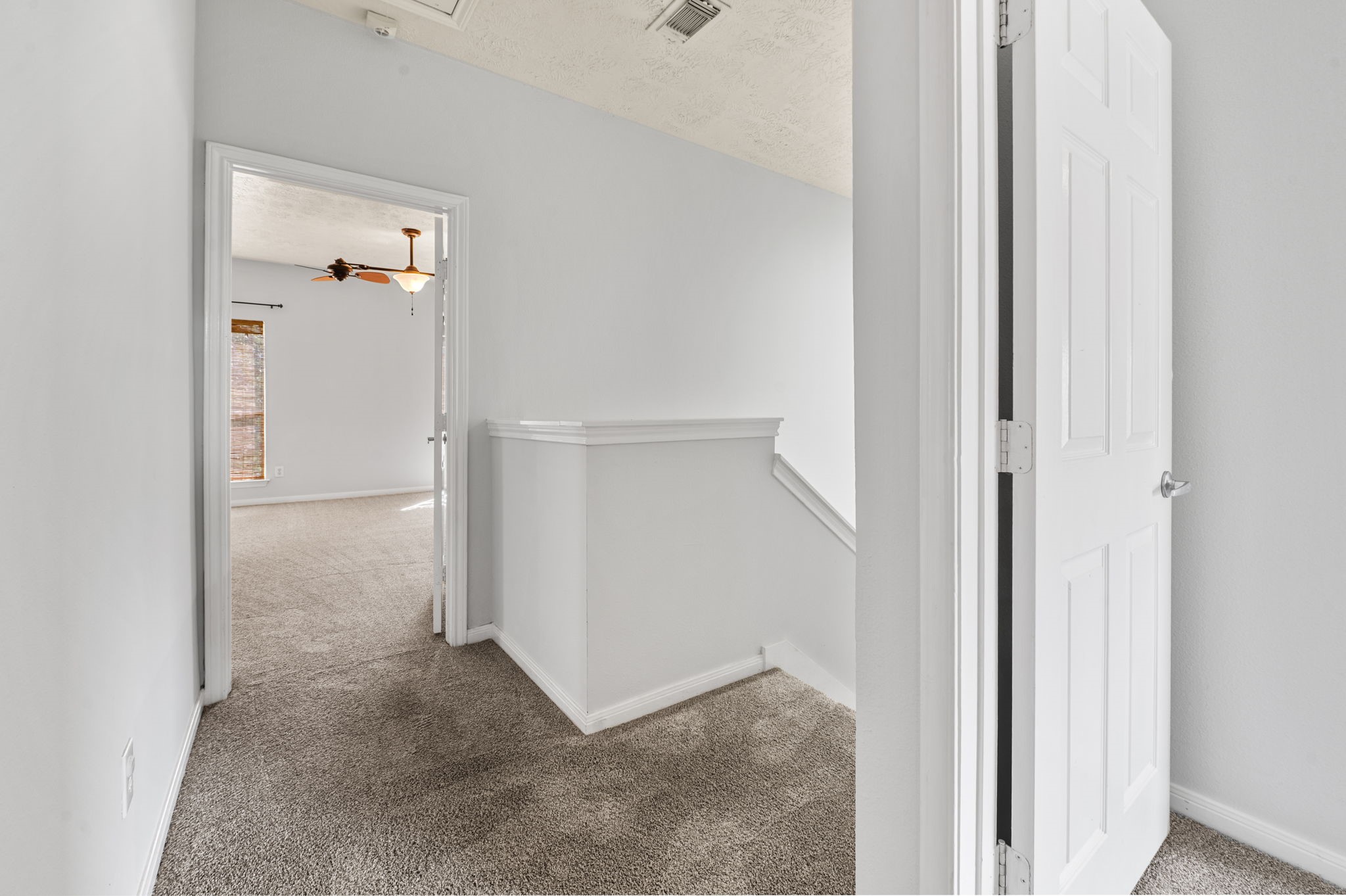 607 Travis Street 5 Property Photo 18