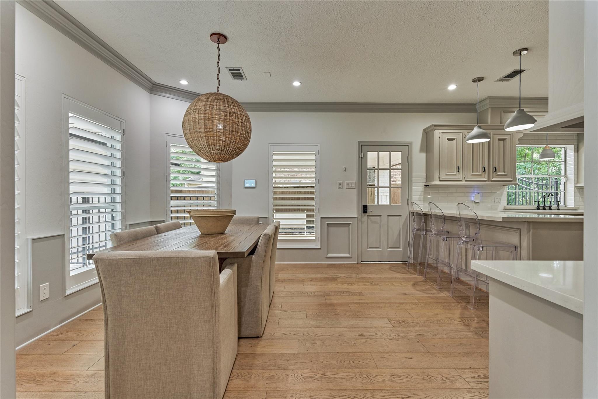 42 Golden Shadow Circle, The Woodlands Tx 77381 Property Photo 13