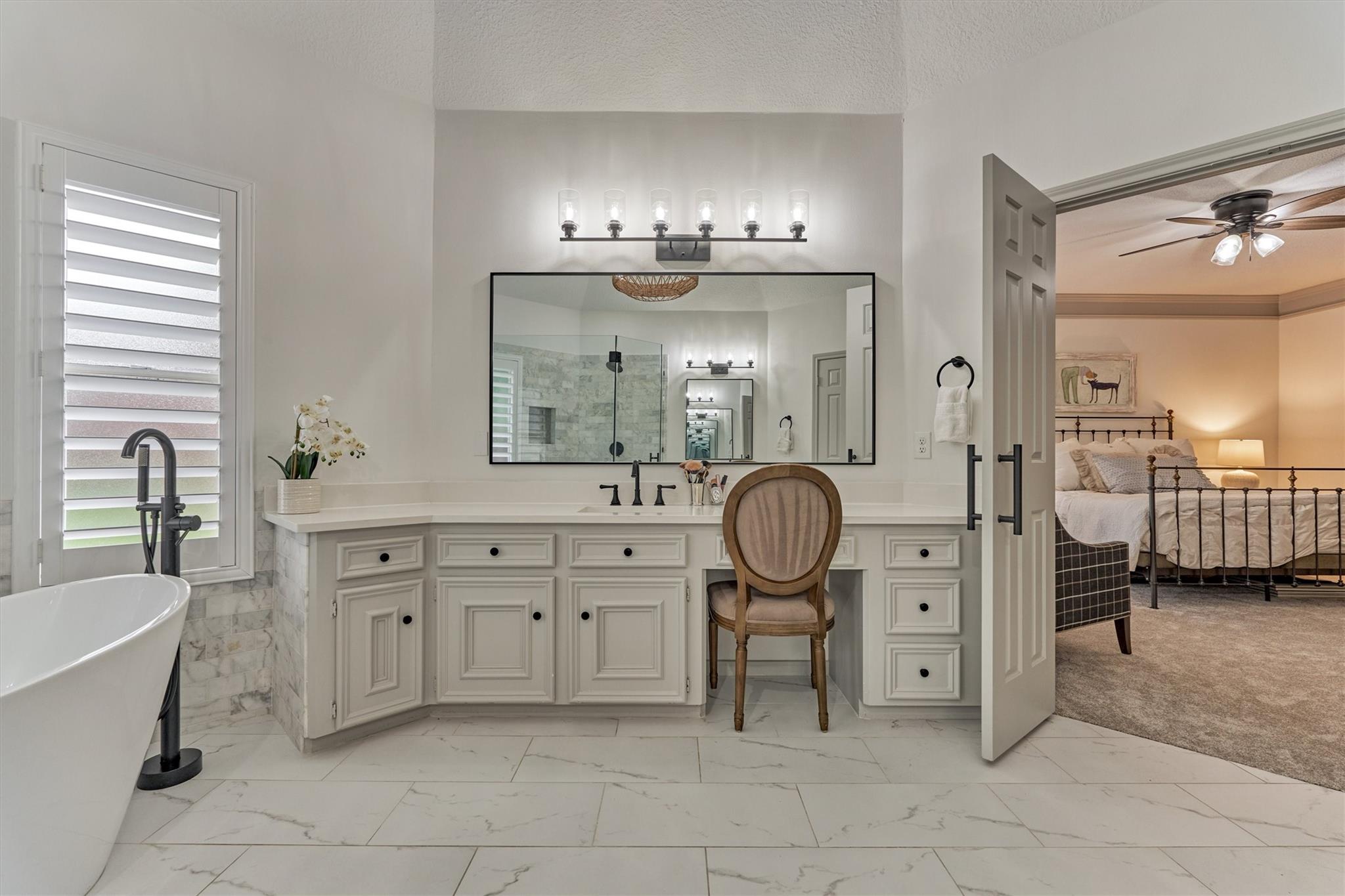 42 Golden Shadow Circle, The Woodlands Tx 77381 Property Photo 22
