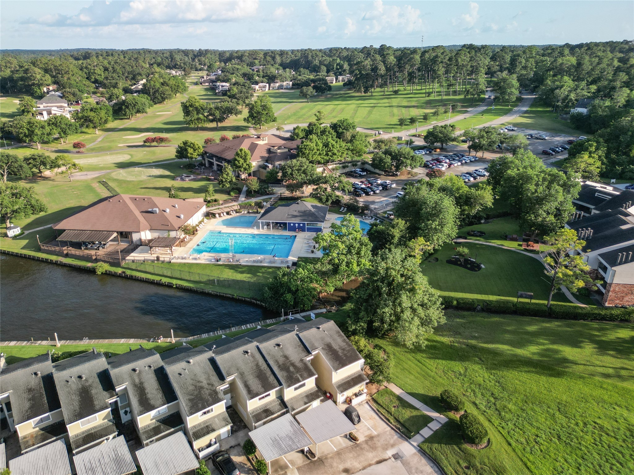 173 April Point Drive N Property Photo 20