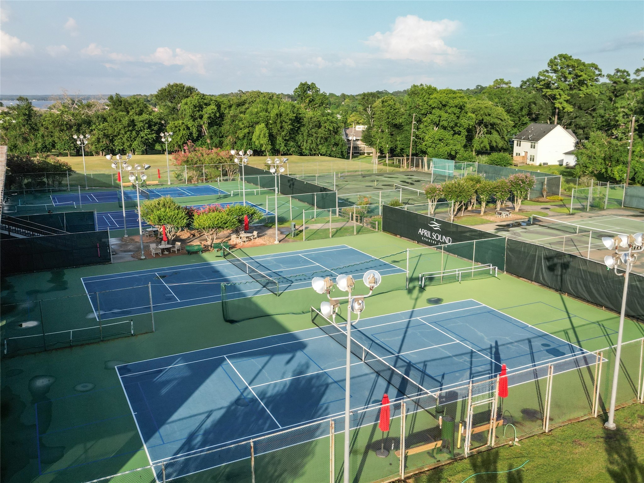 173 April Point Drive N Property Photo 21