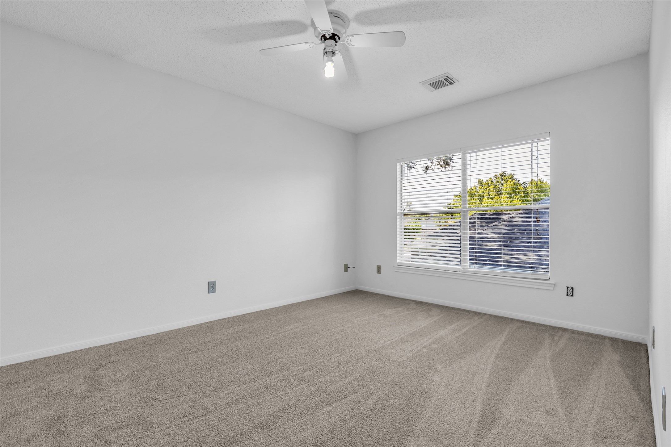 4007 Greenwood Drive Property Photo 31