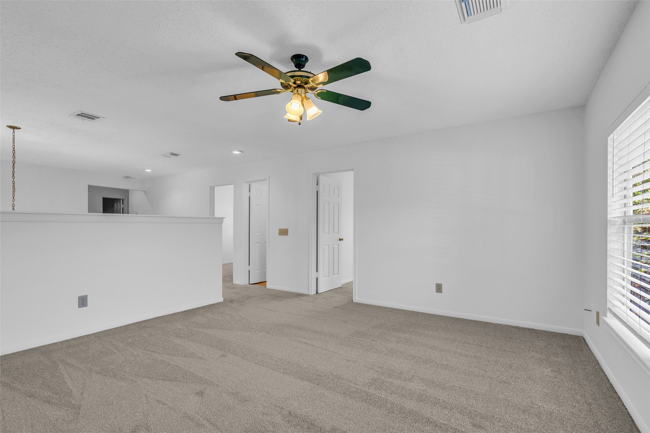4007 Greenwood Drive Property Photo 32