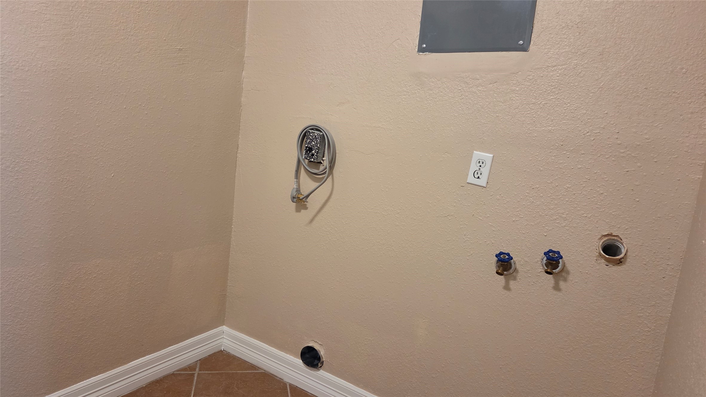 21298 Oak Leaf Boulevard Property Photo 13