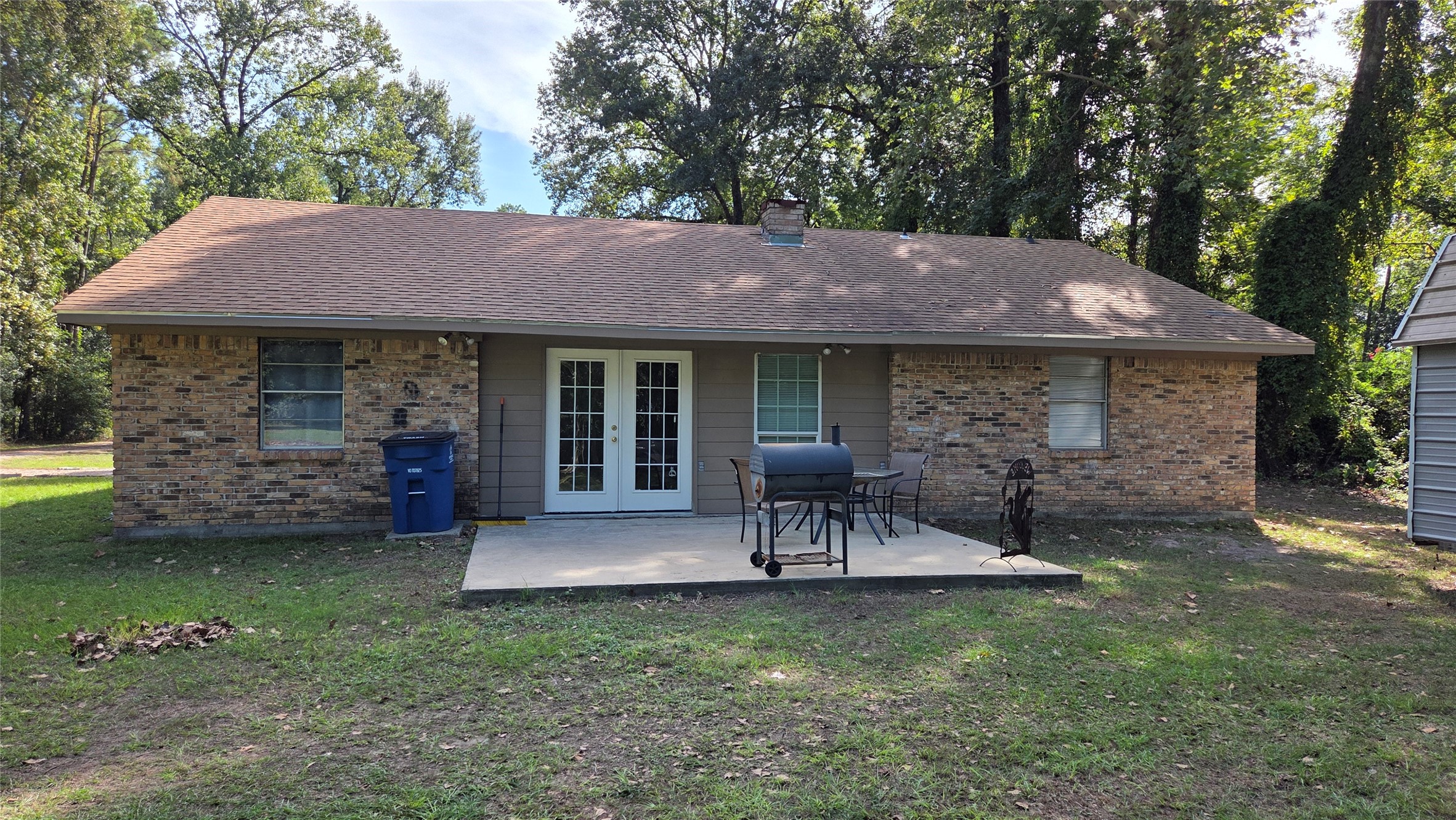21298 Oak Leaf Boulevard Property Photo 22