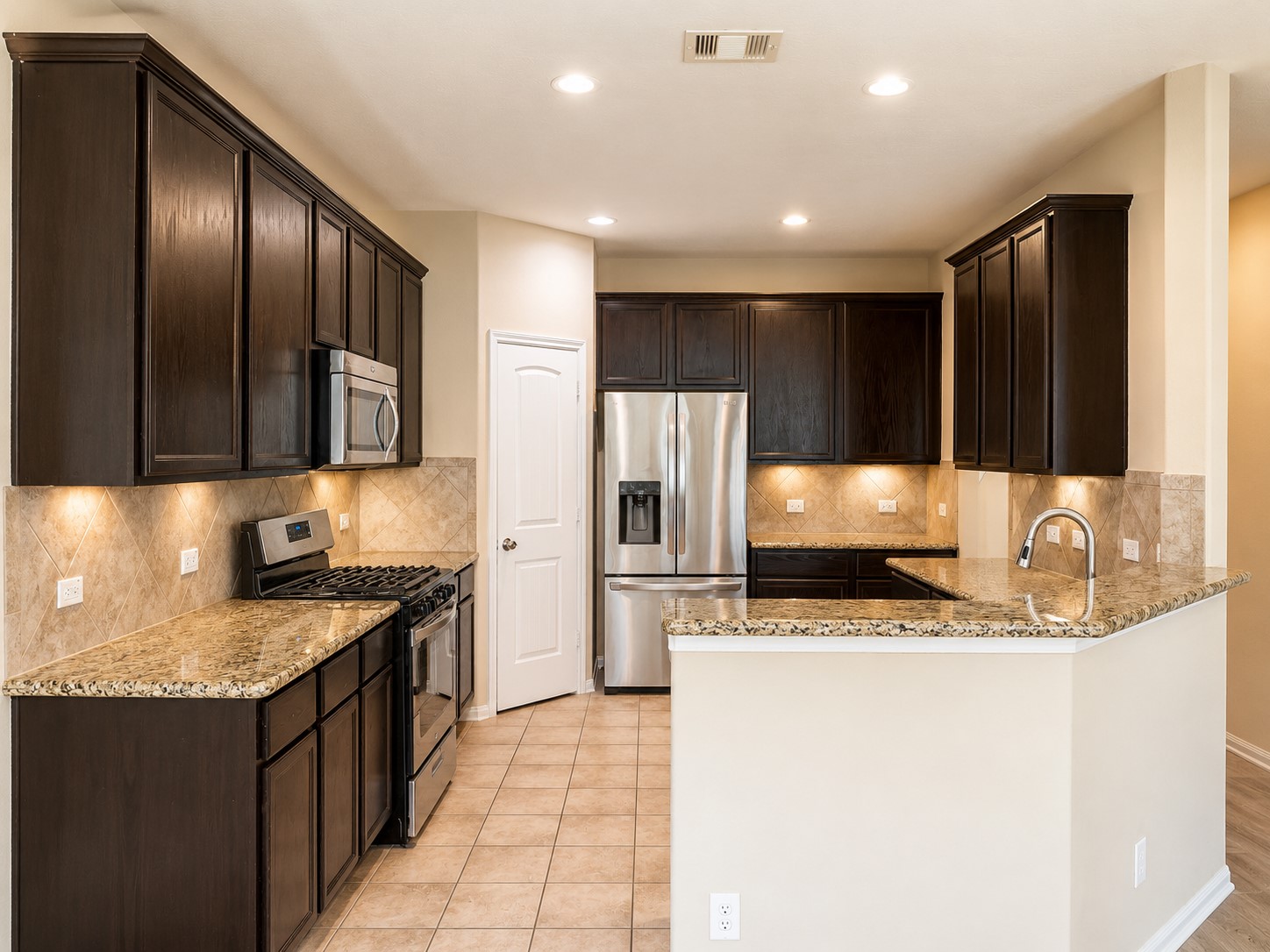 24910 Diamond Ranch Drive Property Photo 4