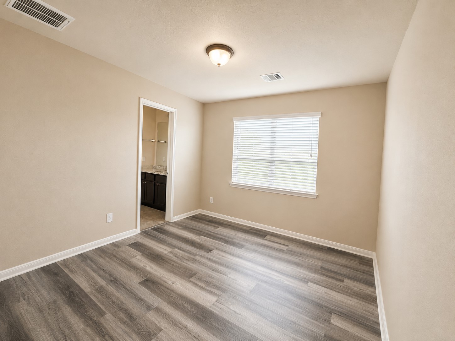24910 Diamond Ranch Drive Property Photo 7