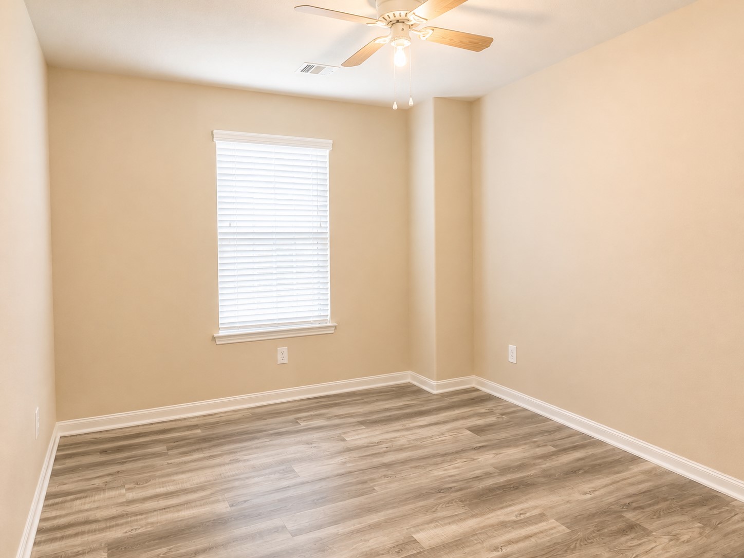 24910 Diamond Ranch Drive Property Photo 15