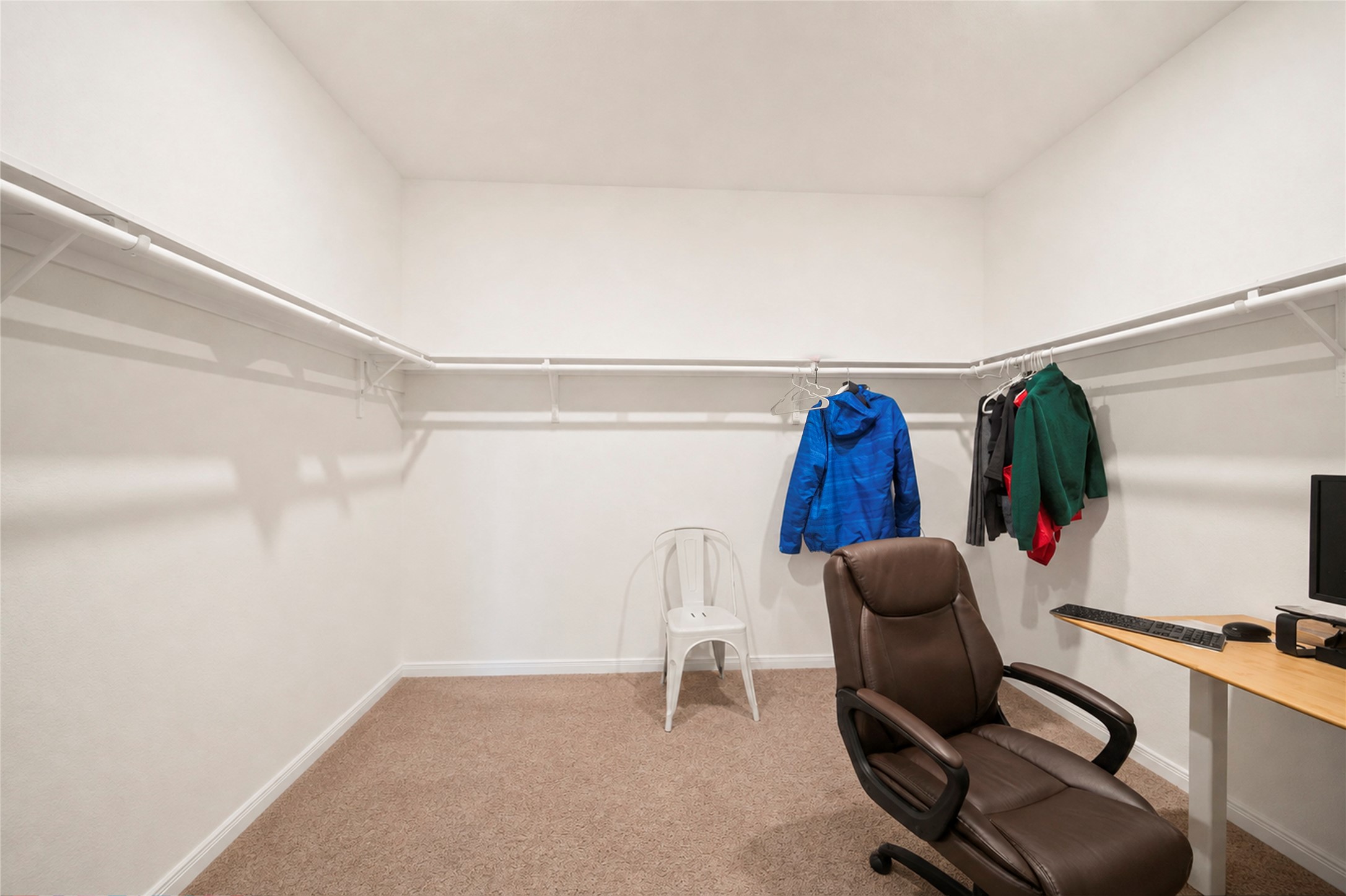 6111 Whitewing Road Property Photo 23