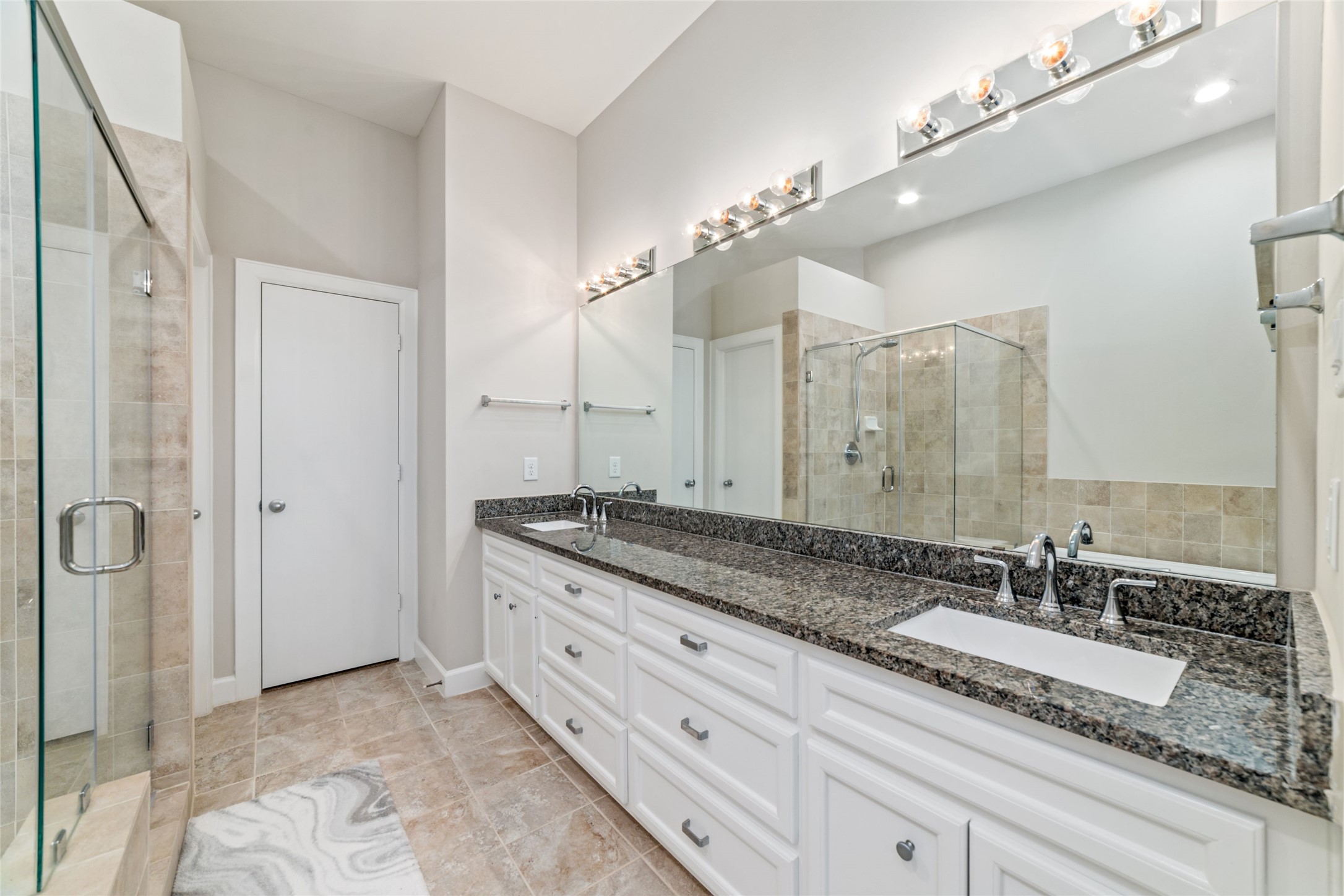 8705 Bryam 1403 Property Photo 19