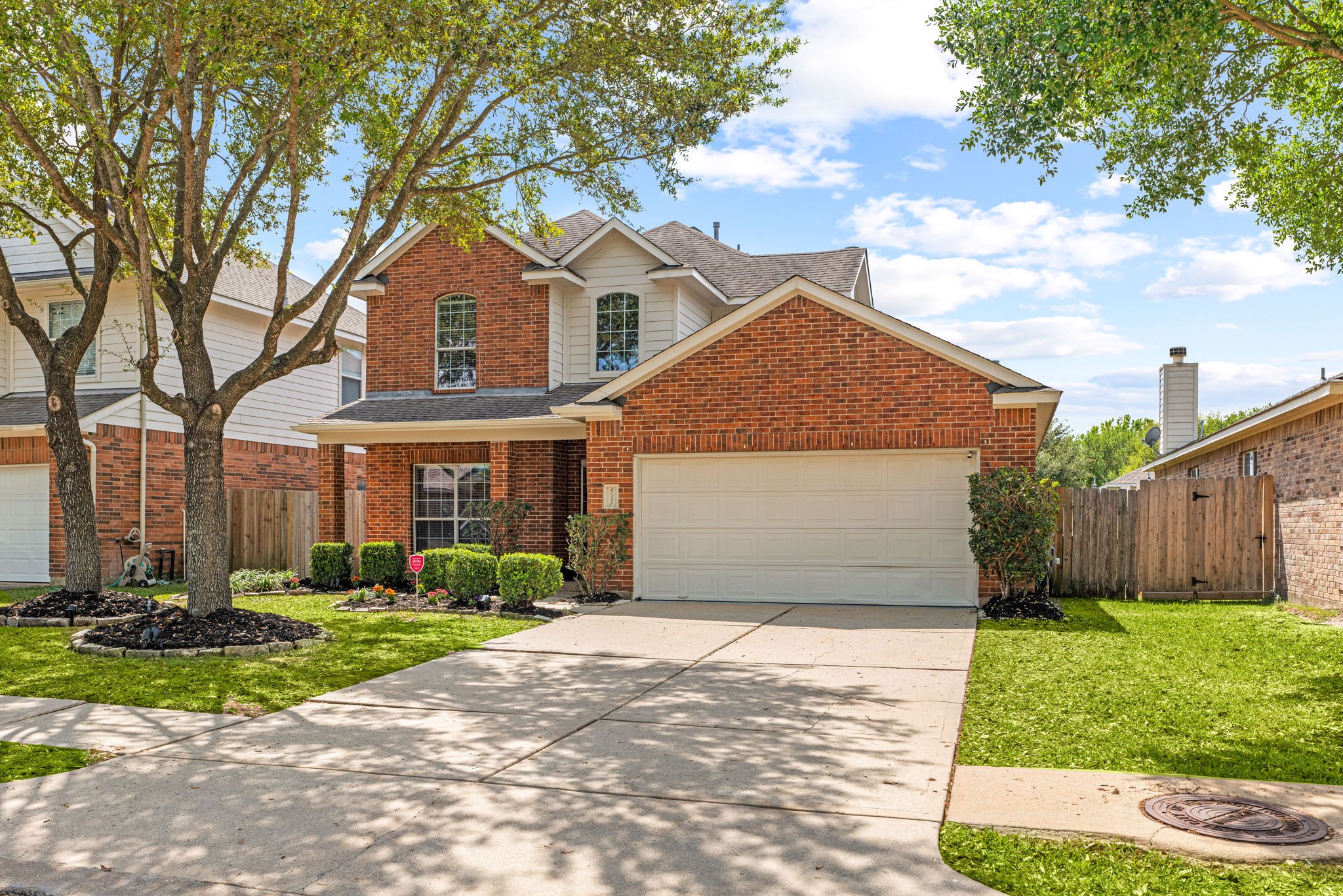 25227 Bright Hollow Lane Property Photo 2
