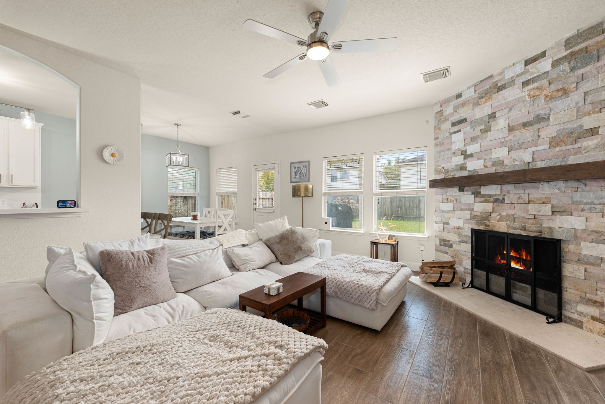 25227 Bright Hollow Lane Property Photo 10