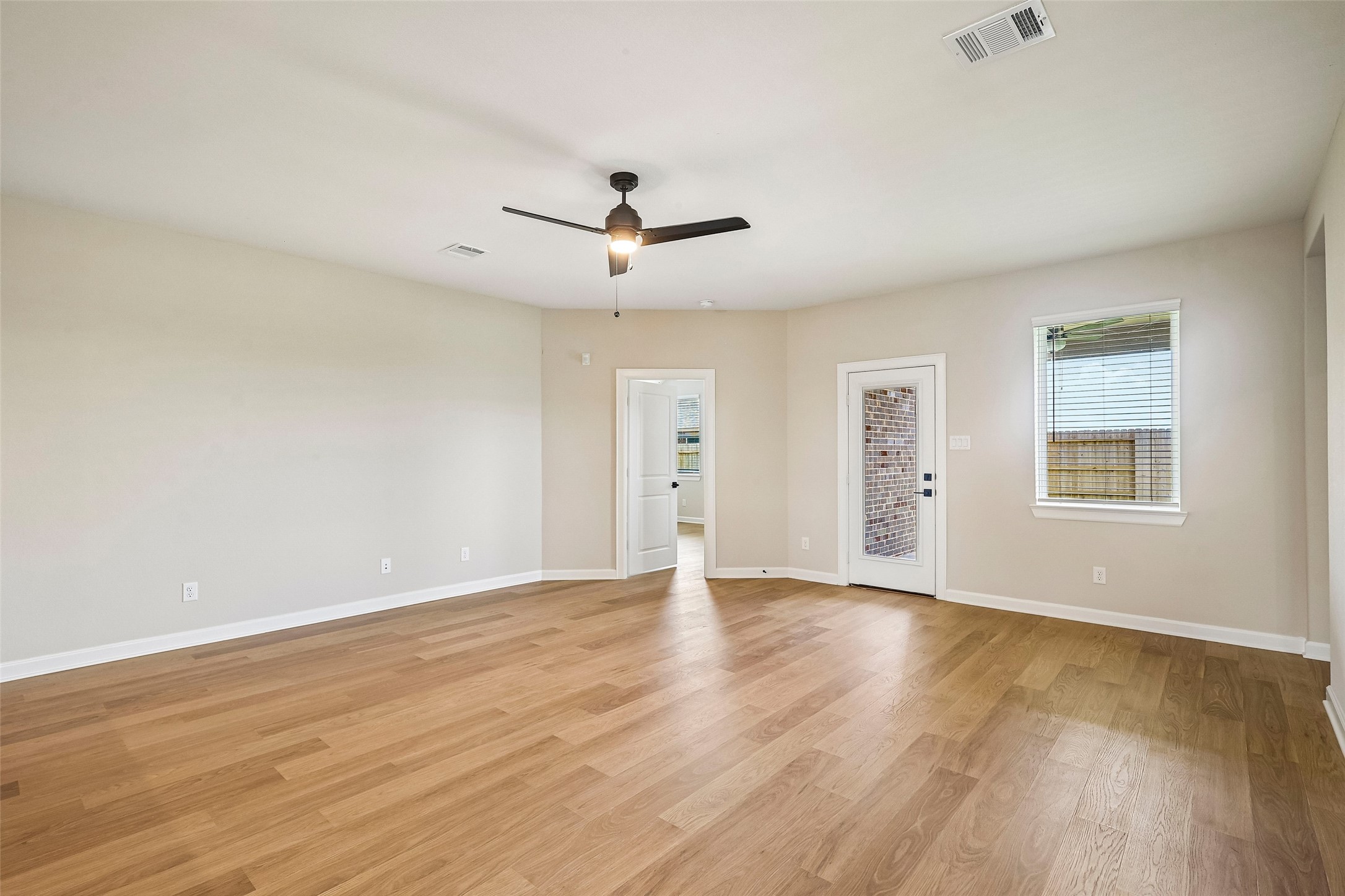 14005 Starboard Reach Drive Property Photo 3