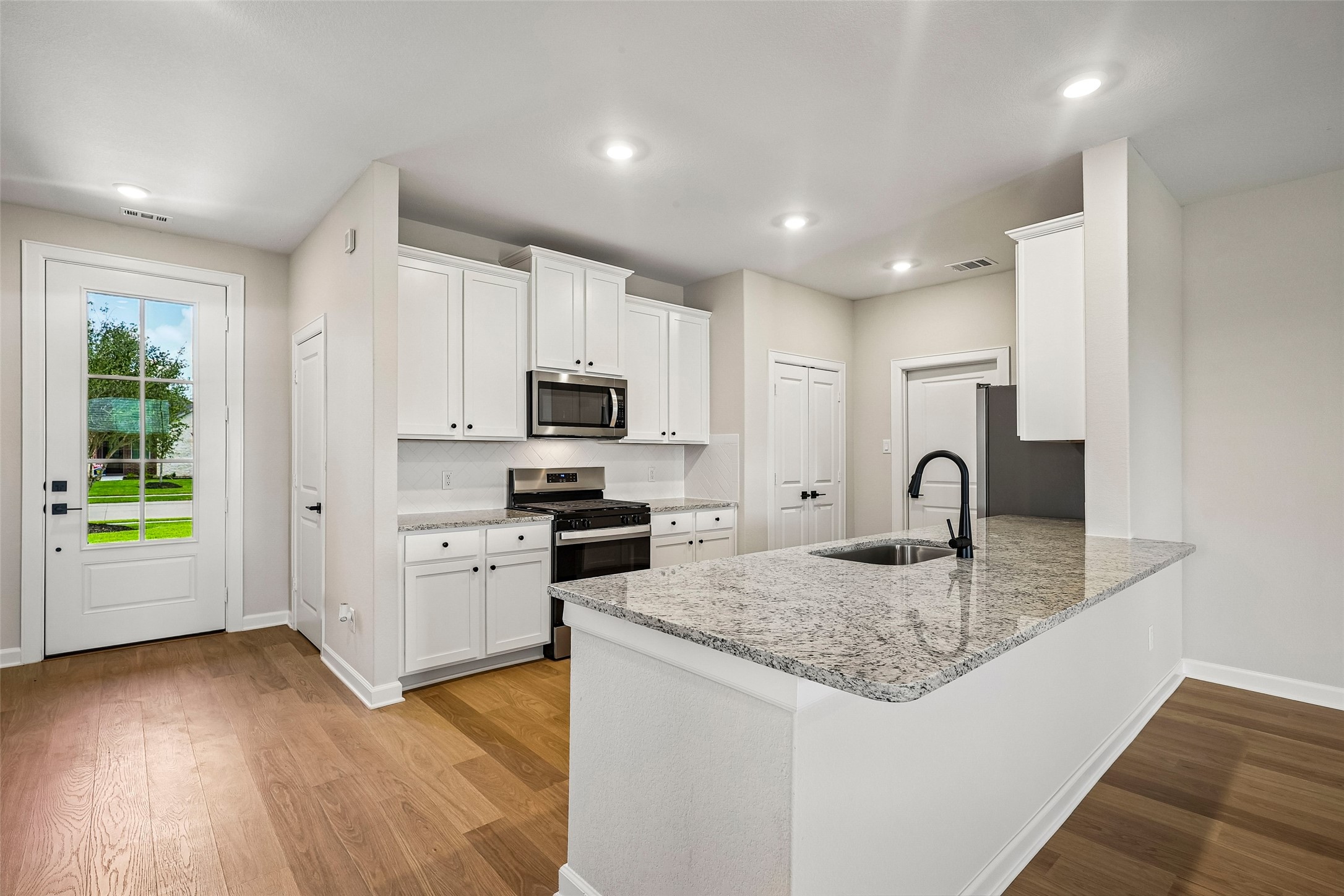 14005 Starboard Reach Drive Property Photo 6
