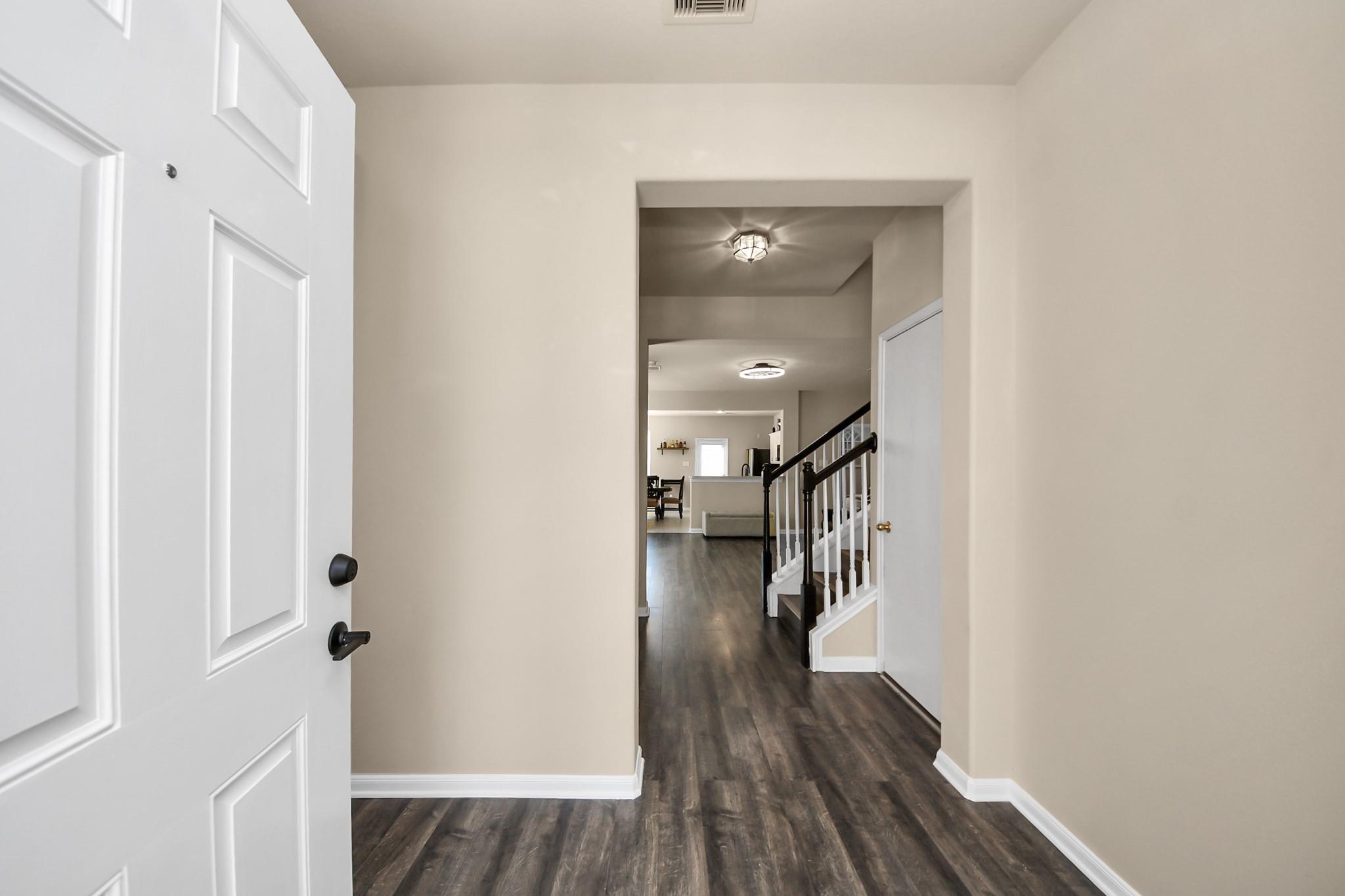 10826 Shannon Mills Lane, Houston Tx 77075 Property Photo 4