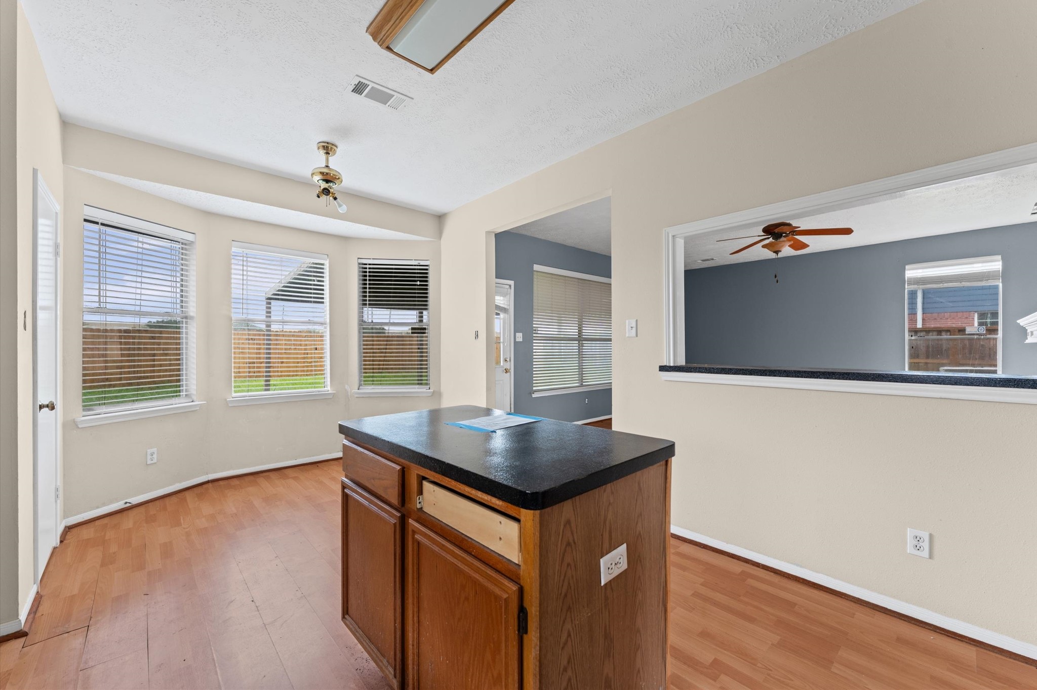2926 Waterloo Road Property Photo 6