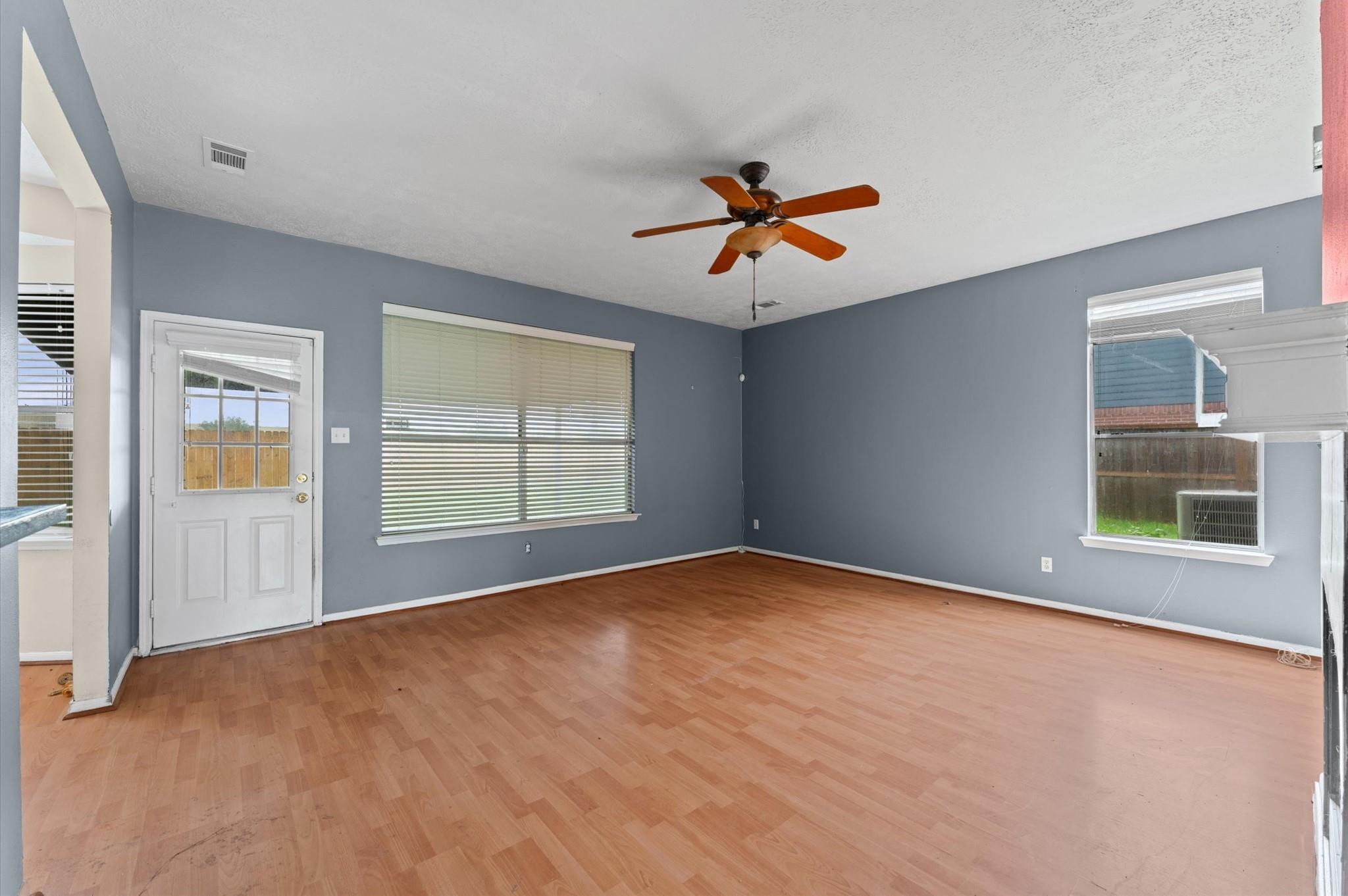 2926 Waterloo Road, Pearland Tx 77581 Property Photo 9