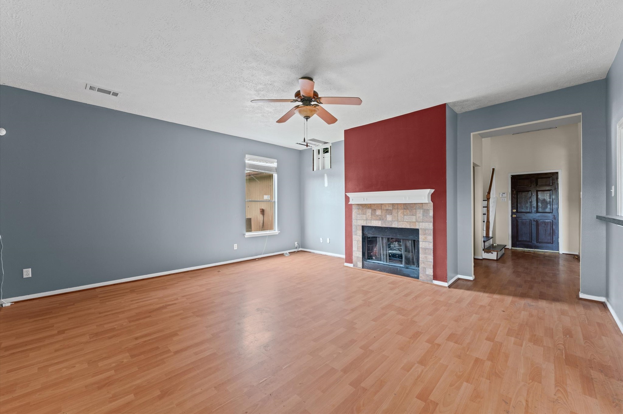 2926 Waterloo Road Property Photo 11