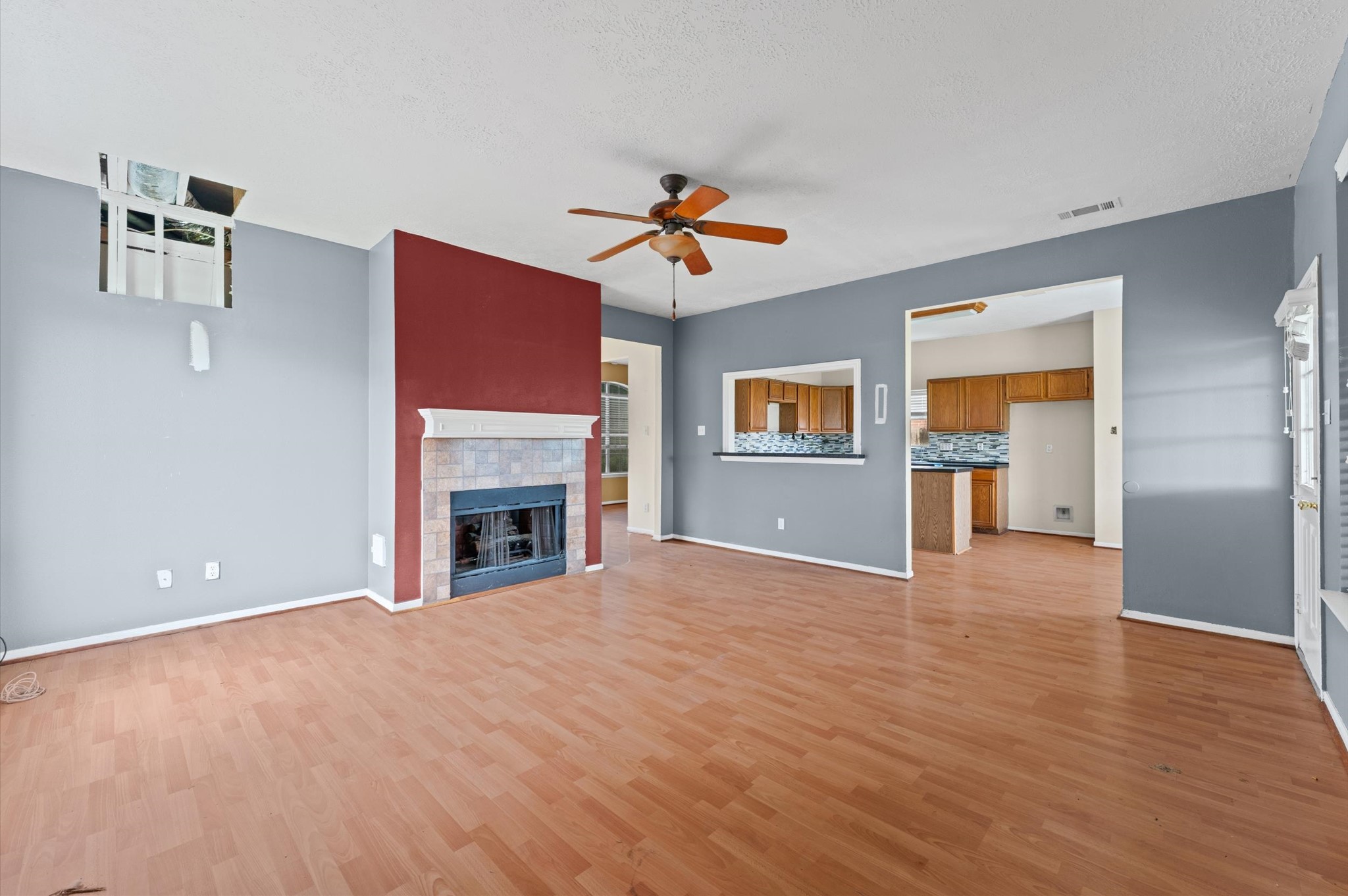 2926 Waterloo Road Property Photo 12