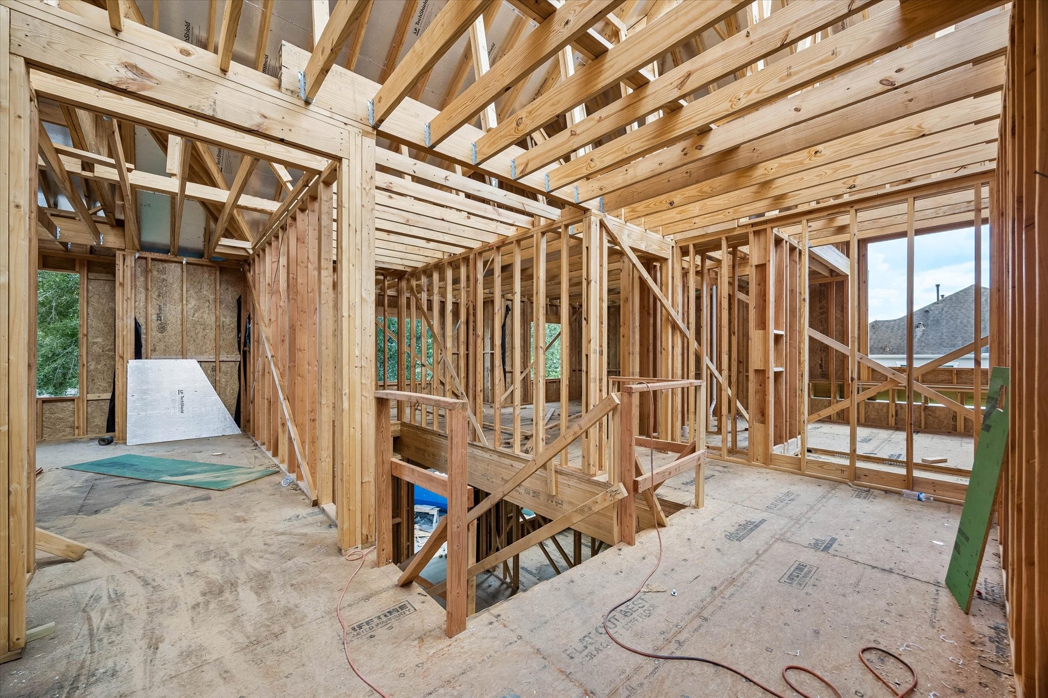 2031 Saxon Drive Property Photo 13
