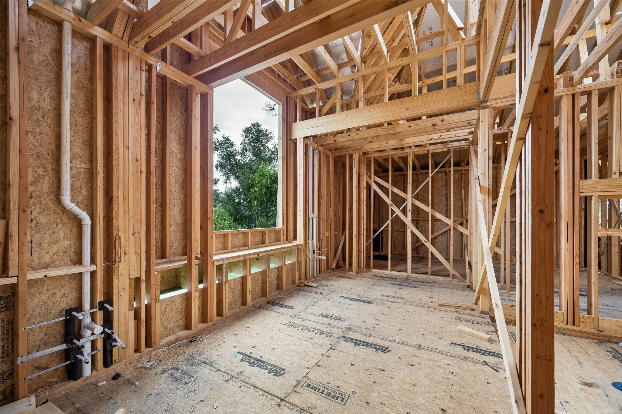 2031 Saxon Drive Property Photo 17