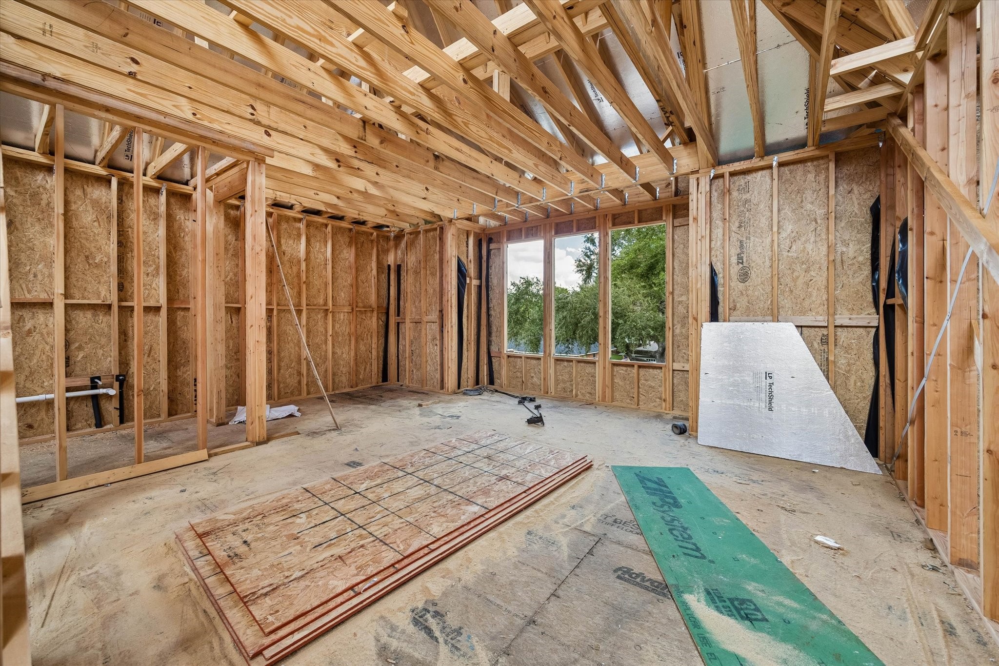 2031 Saxon Drive Property Photo 19