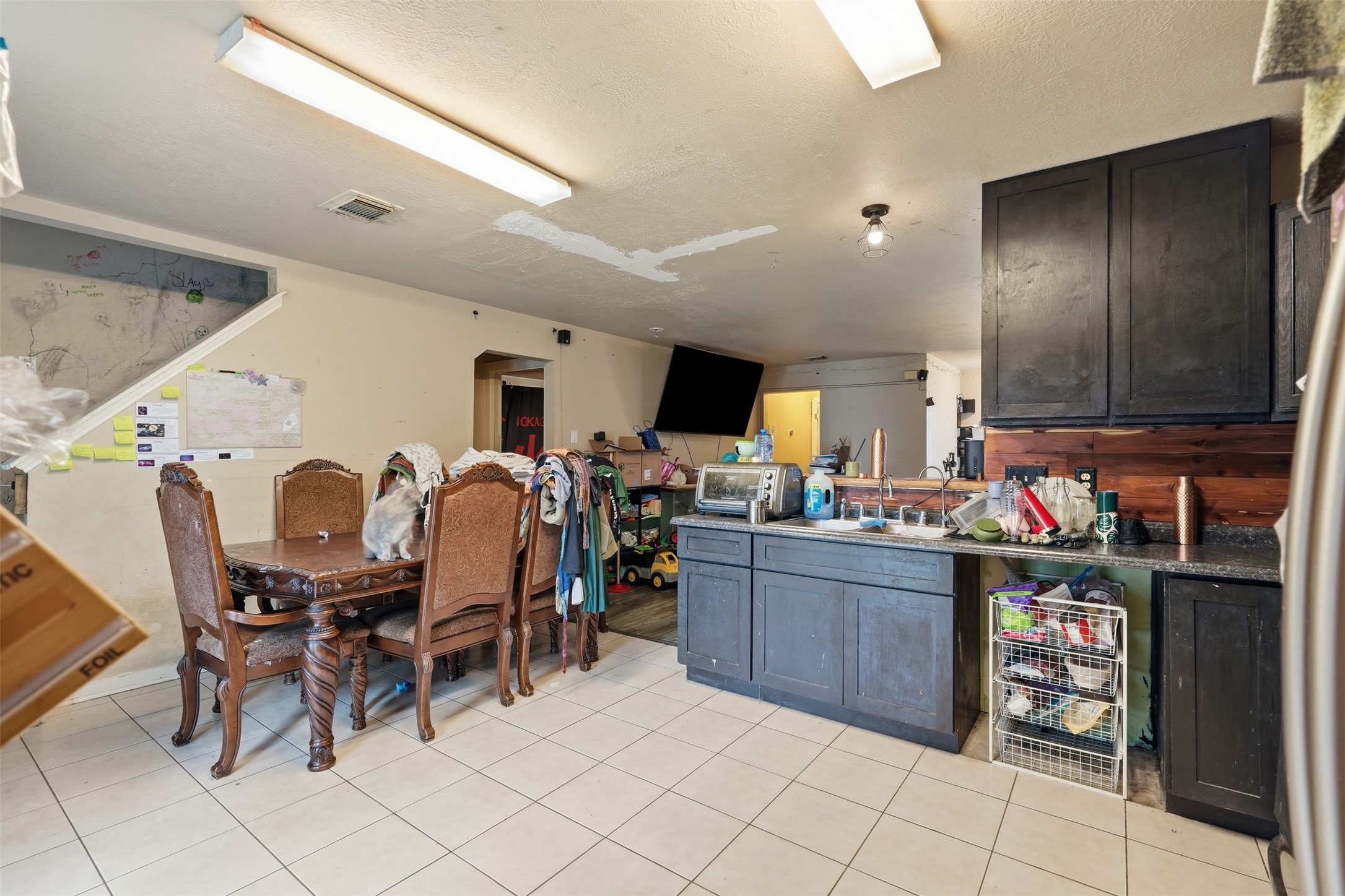 7315 Village Lake Drive Property Photo 9