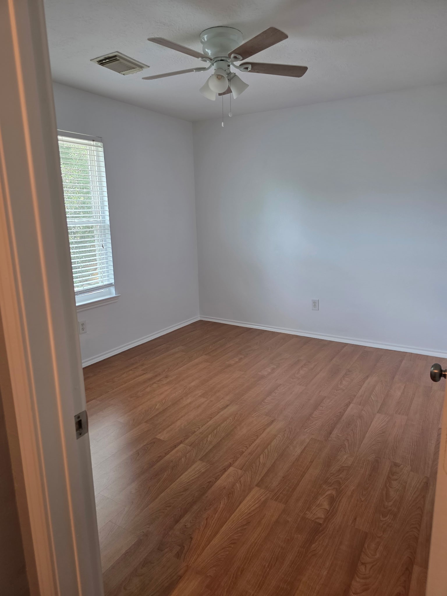 20330 Savannah Bay Road Property Photo 9