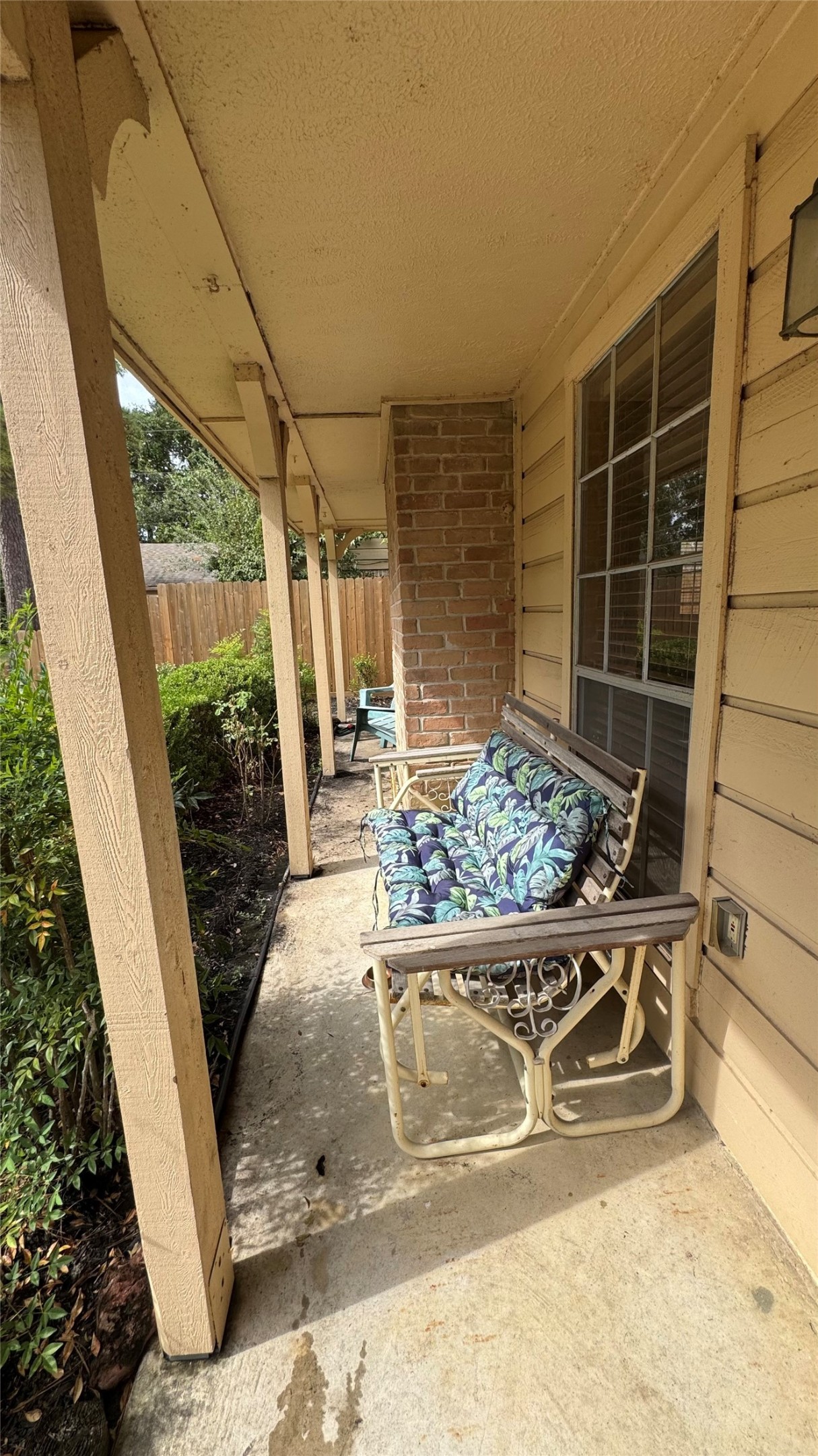 16418 Fox Crossing Lane Property Photo 4