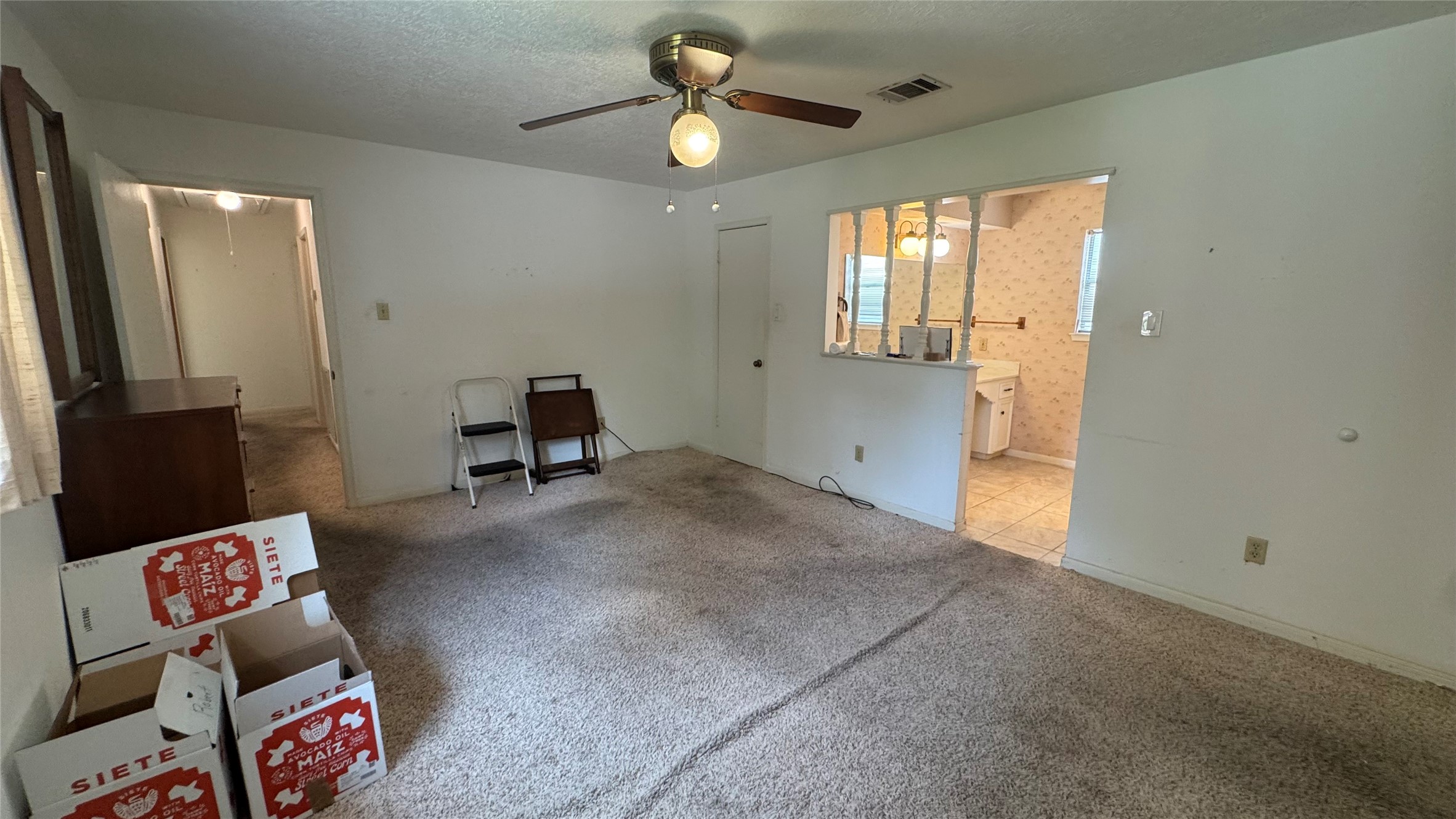 16418 Fox Crossing Lane Property Photo 6